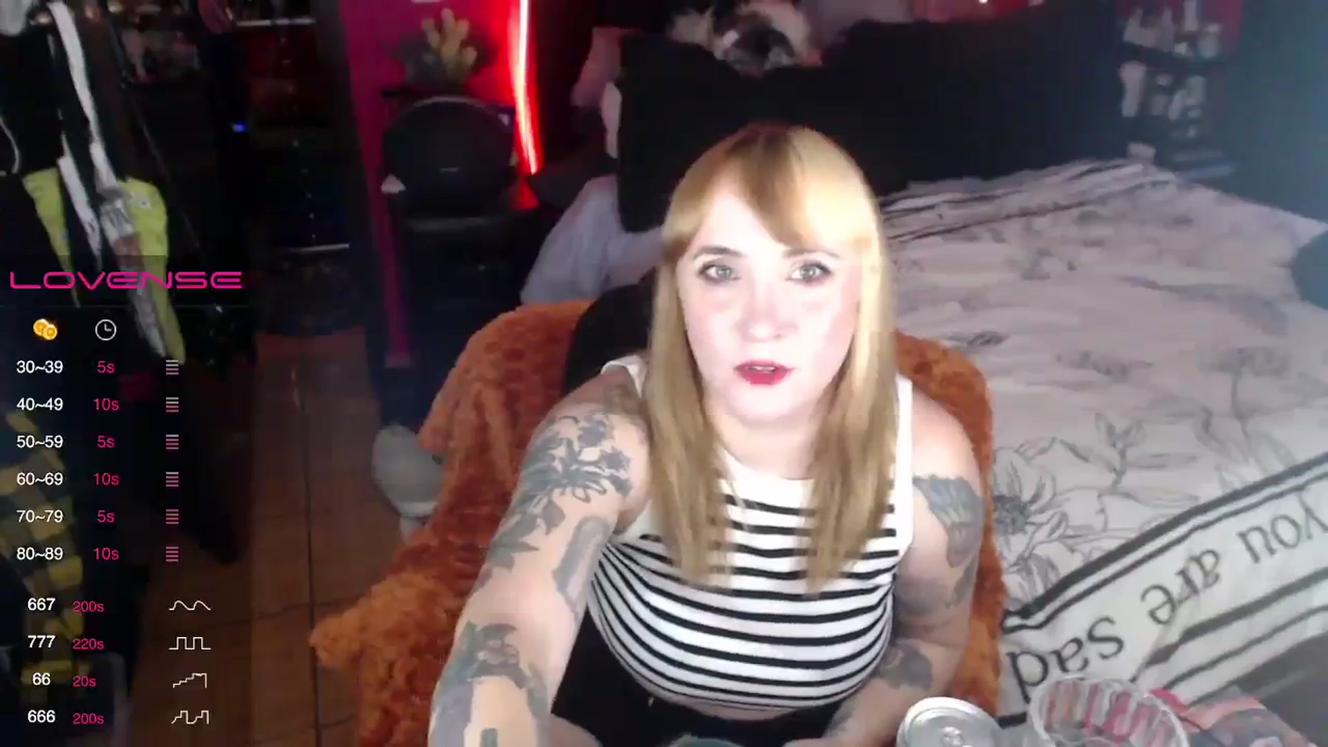 Gallery image thumbnail from AxeHallow's myfreecams stream on, 03/07/2024, 23:13 image 4 of 20