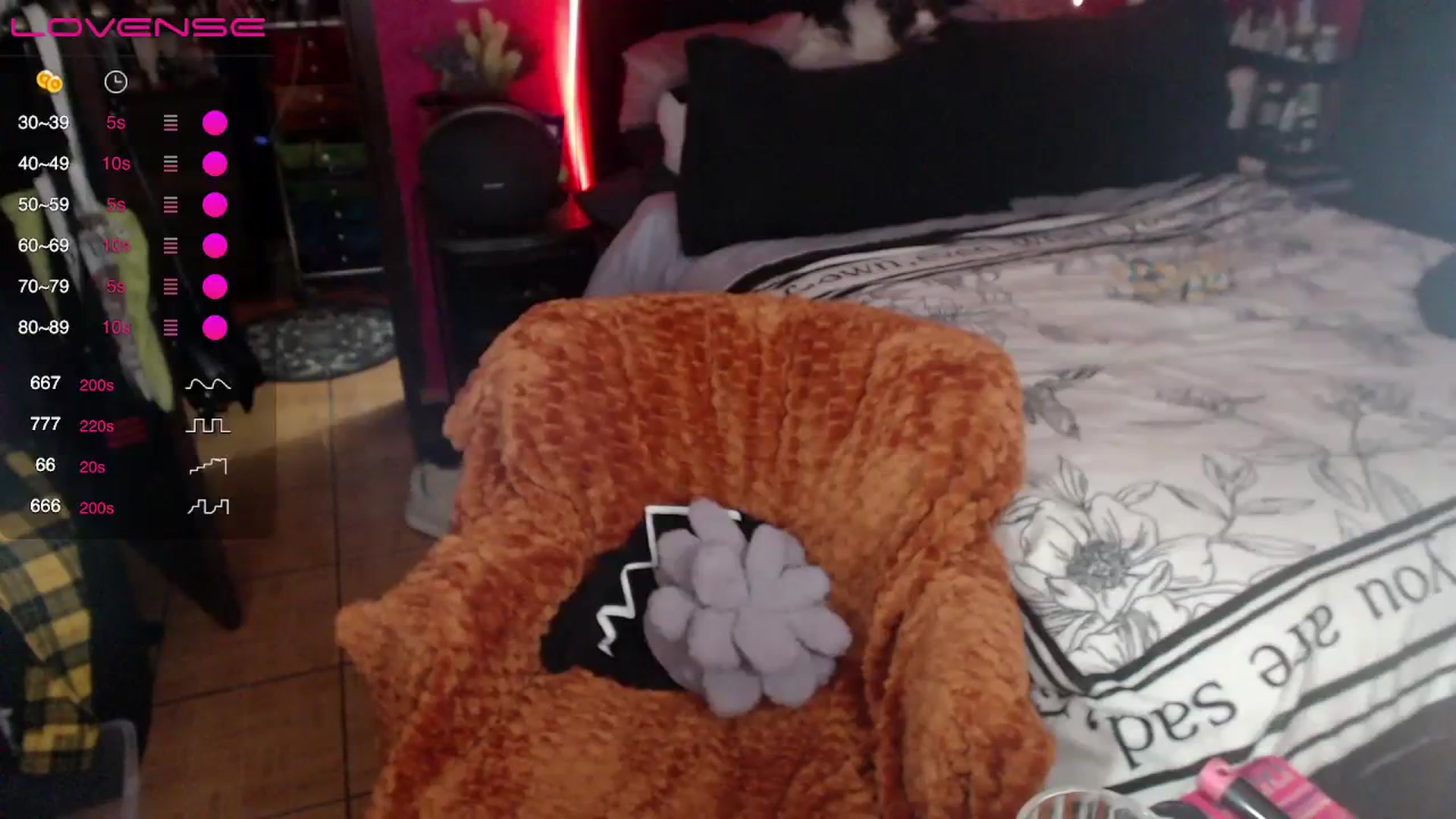 Gallery image thumbnail from AxeHallow's myfreecams stream on, 03/08/2024, 24:44 image 15 of 20