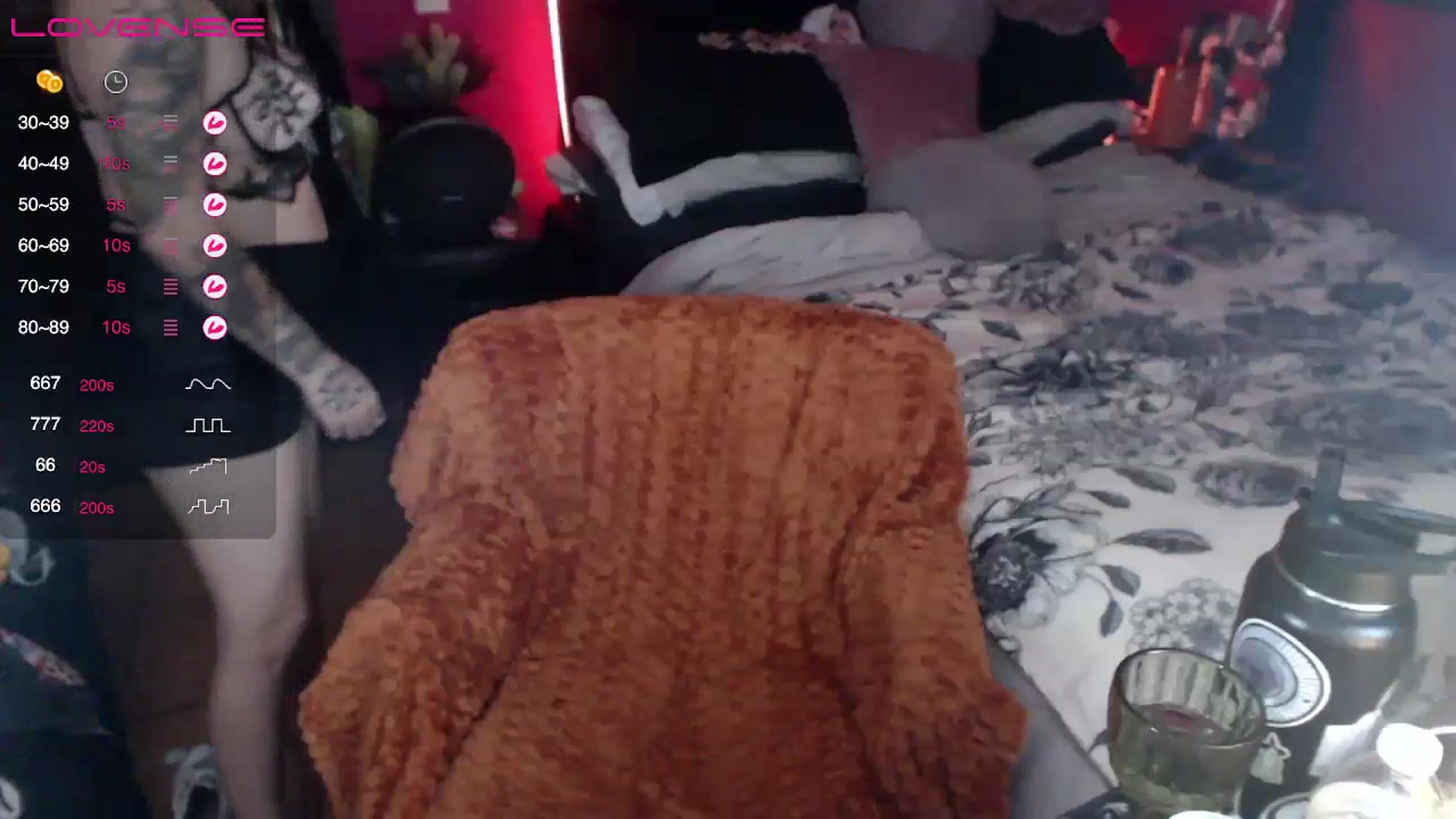Gallery image thumbnail from AxeHallow's myfreecams stream on, 03/21/2024, 01:58 image 20 of 20
