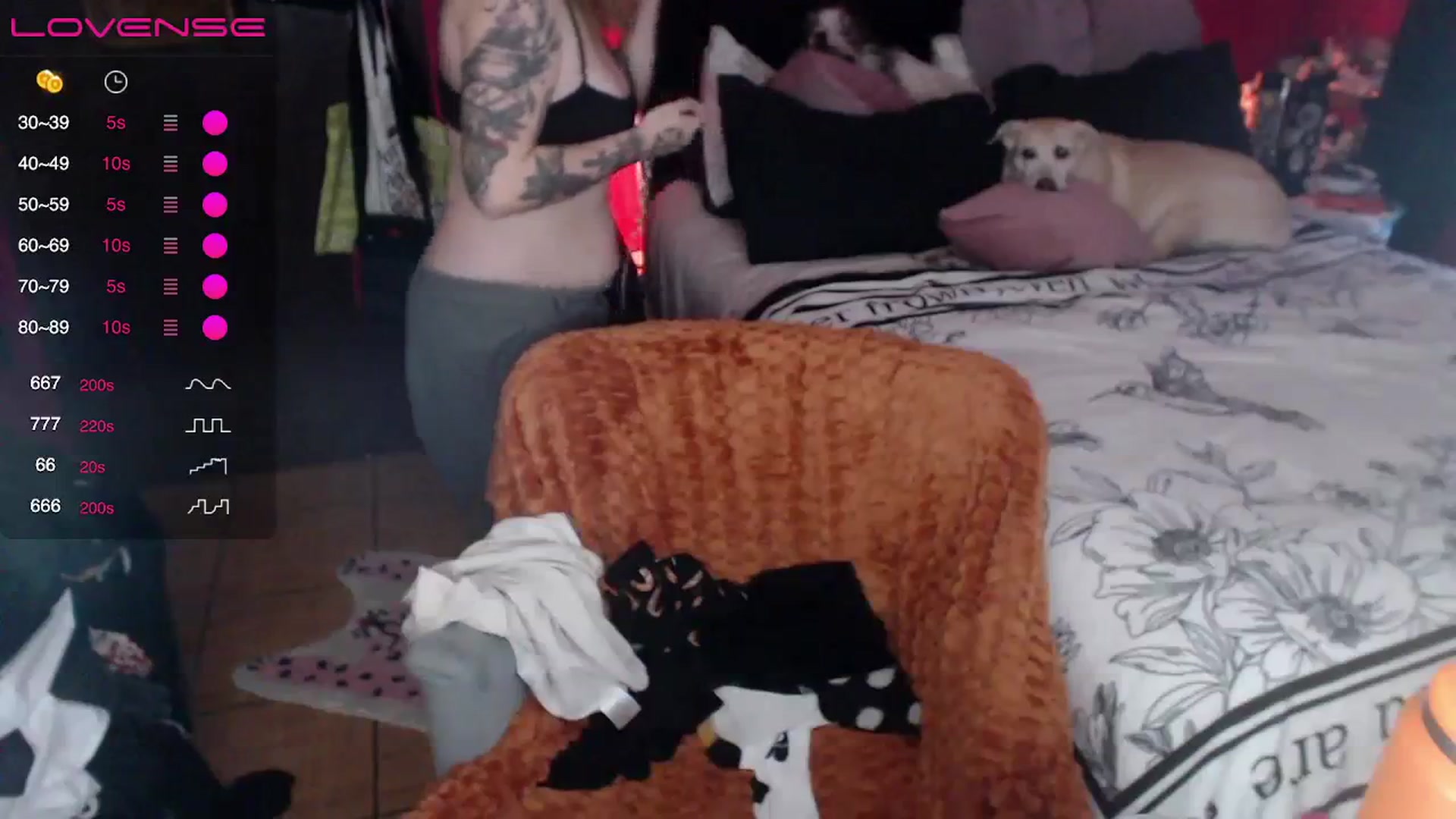 Gallery image thumbnail from AxeHallow's myfreecams stream on, 03/27/2024, 24:00 image 12 of 20