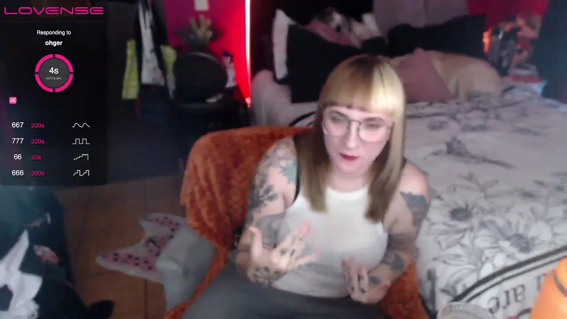 Gallery image thumbnail from AxeHallow's myfreecams stream on, 03/27/2024, 24:00 image 6 of 20