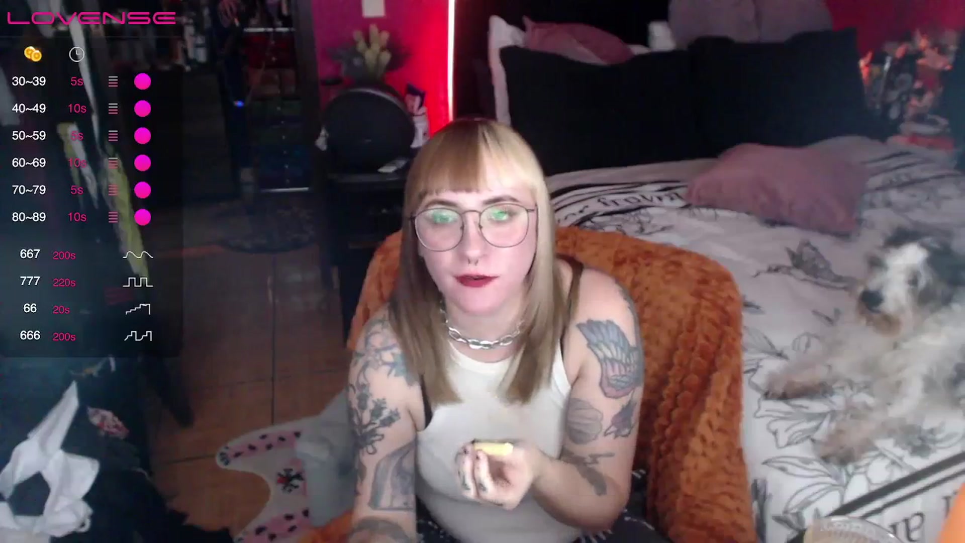 Gallery image thumbnail from AxeHallow's myfreecams stream on, 03/27/2024, 01:05 image 17 of 20