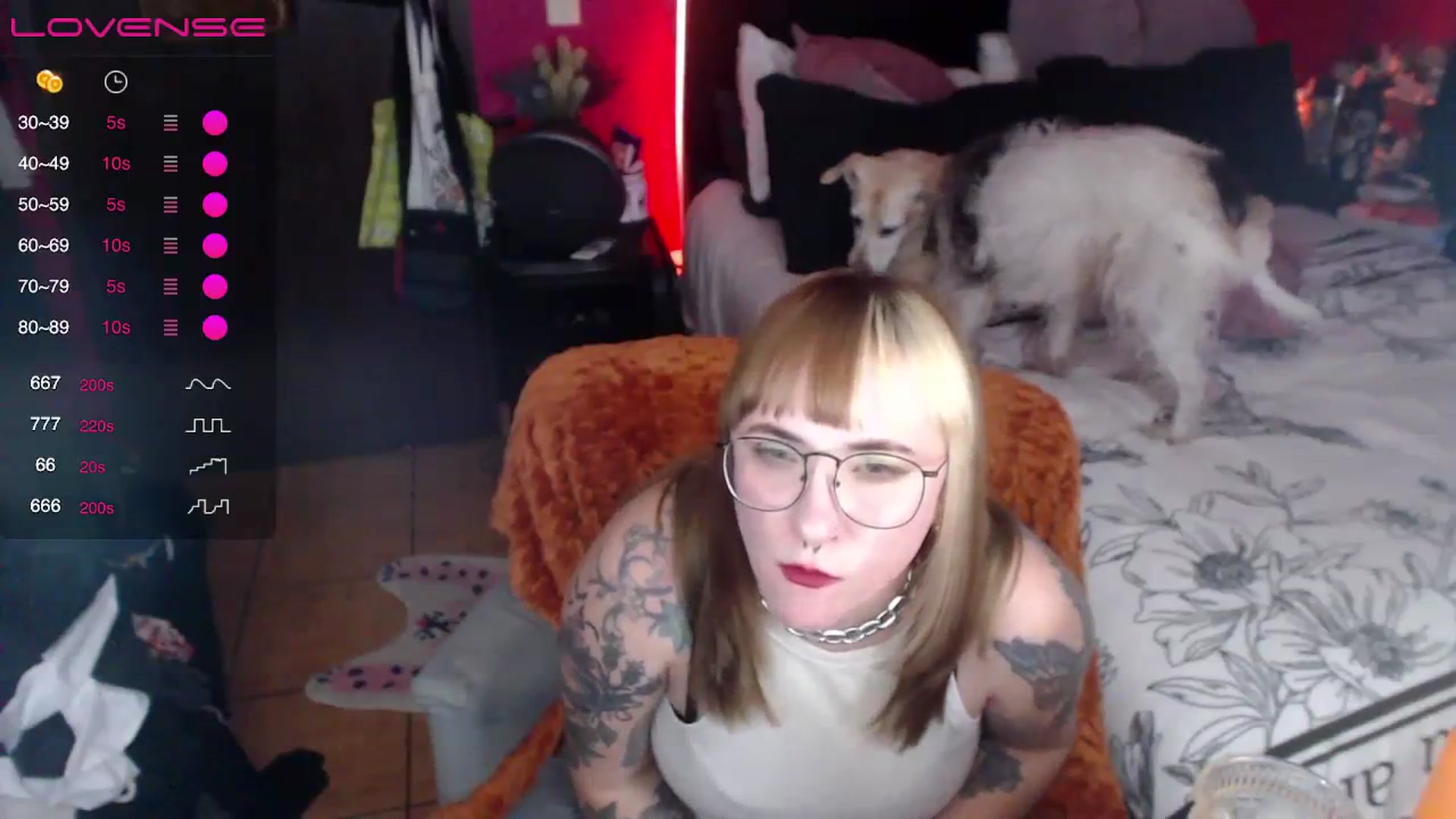 Gallery image thumbnail from AxeHallow's myfreecams stream on, 03/27/2024, 01:05 image 11 of 20