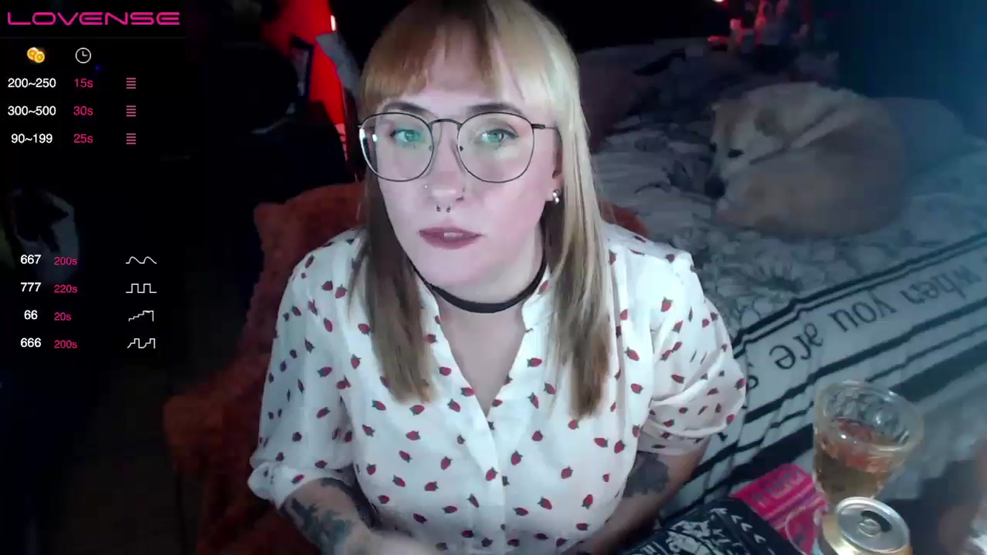 Gallery image thumbnail from AxeHallow's myfreecams stream on, 03/31/2024, 03:01 image 5 of 20
