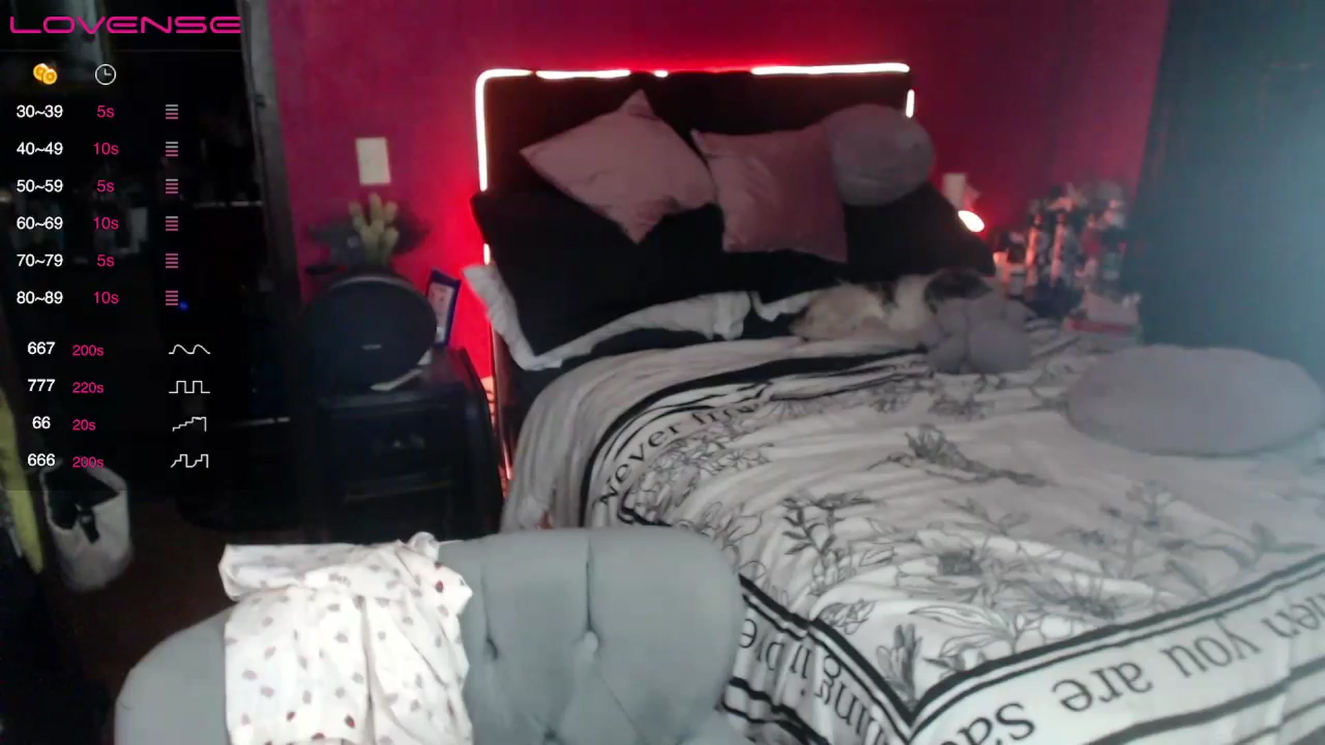 Gallery image thumbnail from AxeHallow's myfreecams stream on, 03/31/2024, 03:54 image 5 of 20