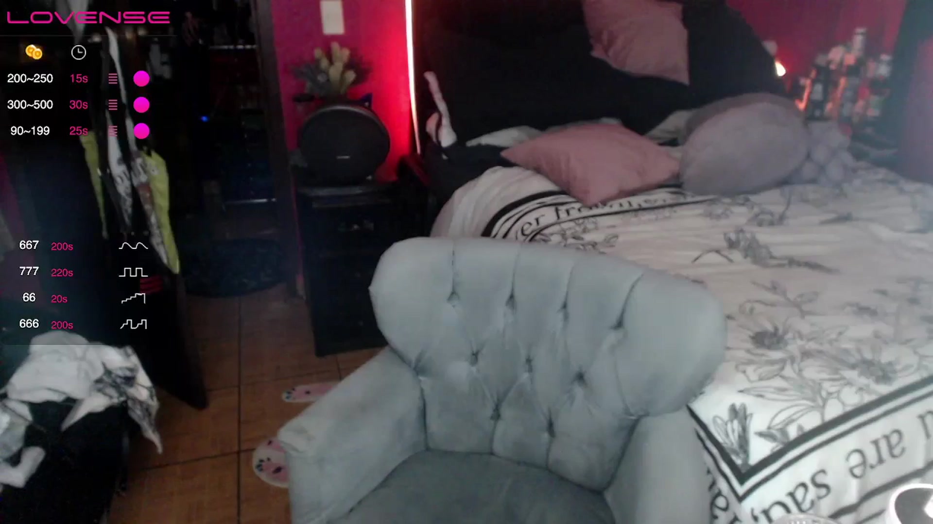 Gallery image thumbnail from AxeHallow's myfreecams stream on, 04/06/2024, 01:16 image 20 of 20