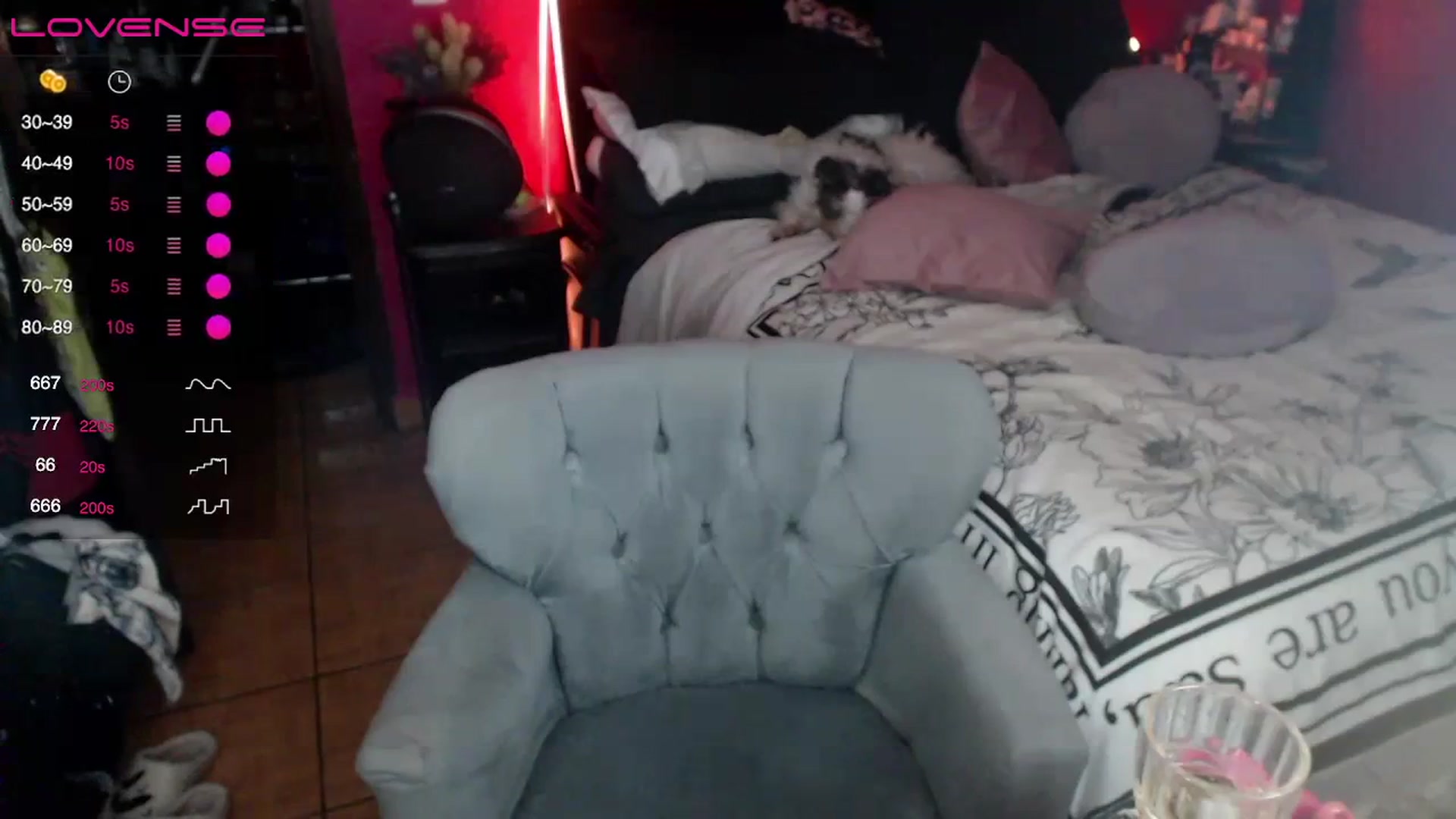 Gallery image thumbnail from AxeHallow's myfreecams stream on, 04/10/2024, 05:25 image 14 of 20