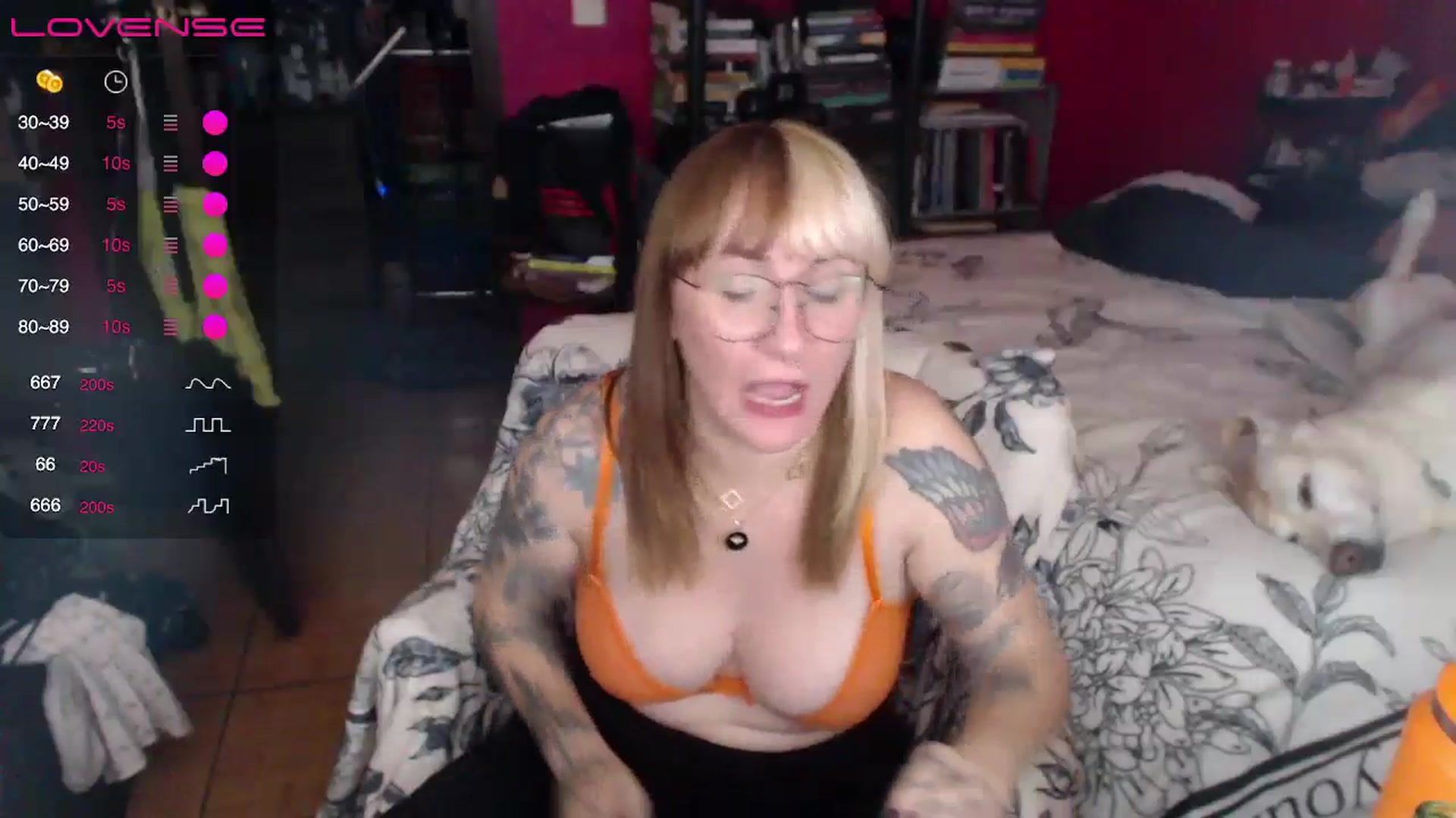 Gallery image thumbnail from AxeHallow's myfreecams stream on, 04/24/2024, 06:05 image 14 of 20