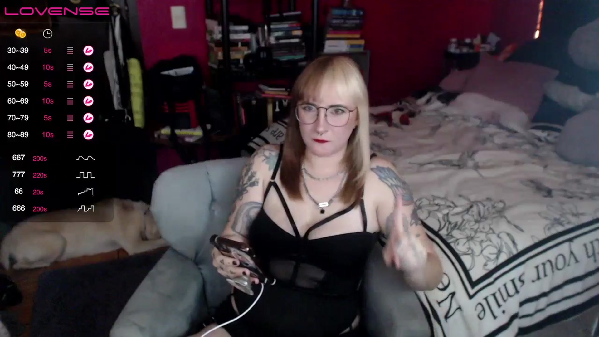 Gallery image thumbnail from AxeHallow's myfreecams stream on, 04/26/2024, 02:20 image 12 of 20