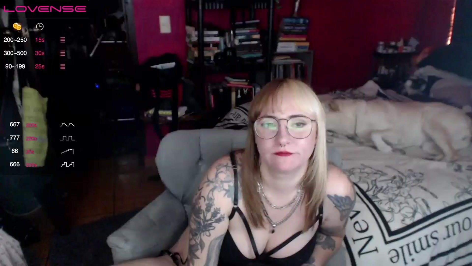 Gallery image thumbnail from AxeHallow's myfreecams stream on, 04/26/2024, 06:49 image 1 of 20