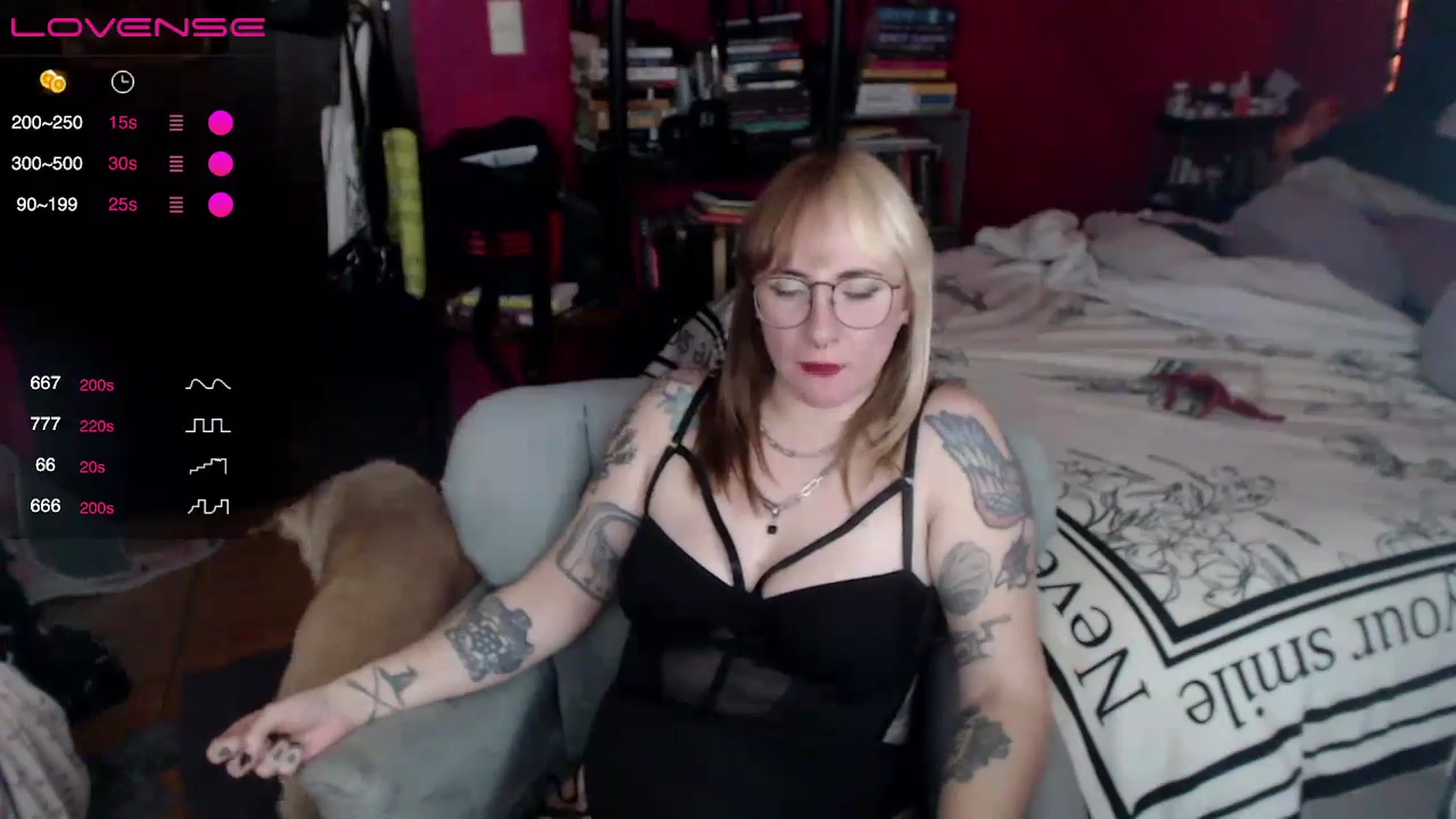 Gallery image thumbnail from AxeHallow's myfreecams stream on, 04/26/2024, 06:49 image 20 of 20