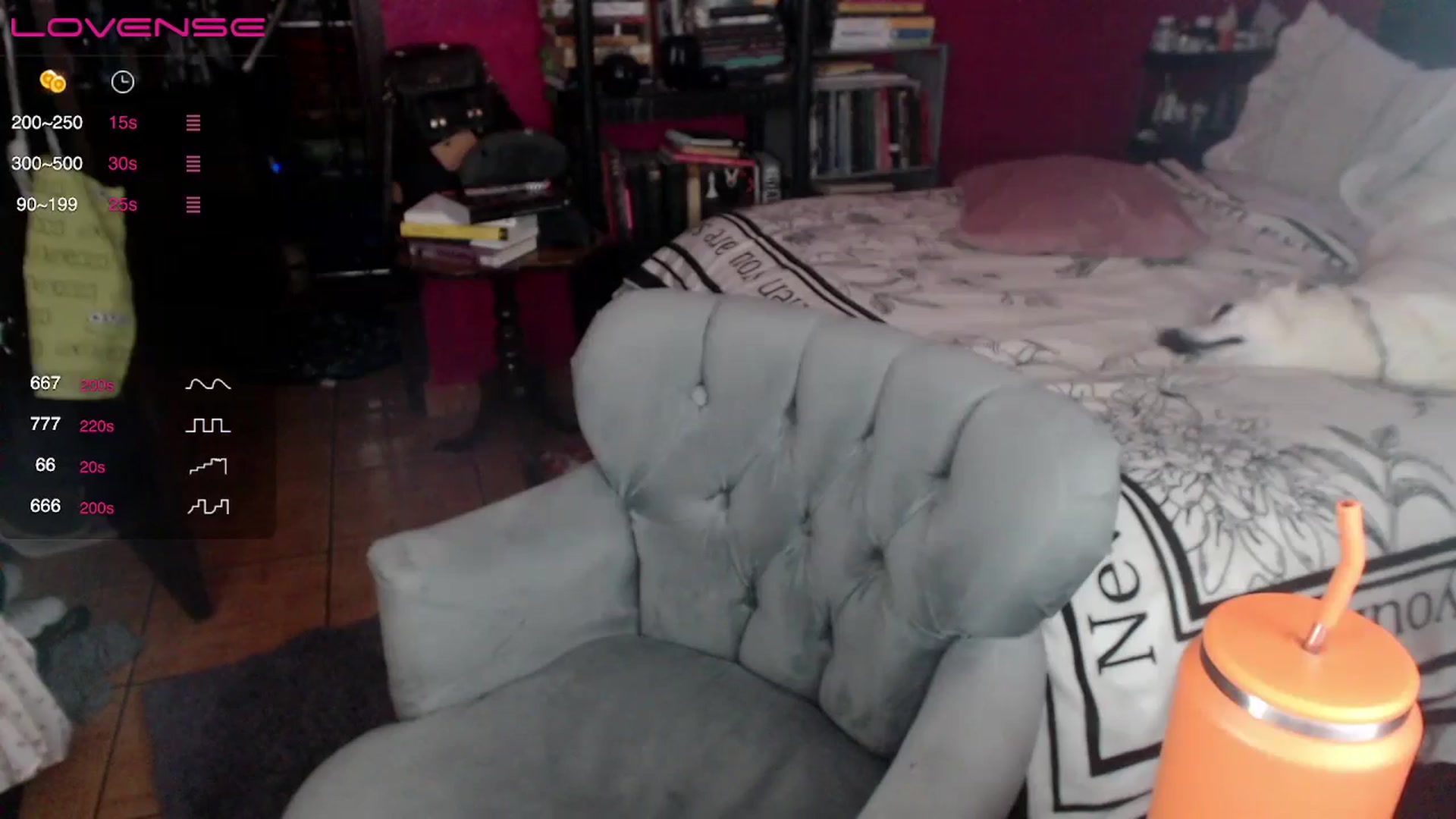 Gallery image thumbnail from AxeHallow's myfreecams stream on, 04/28/2024, 14:27 image 7 of 20