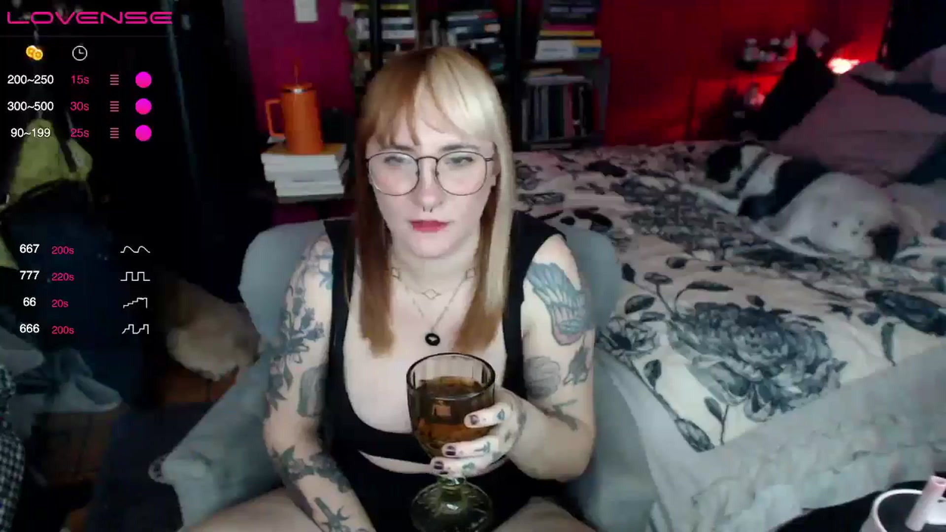 Gallery image thumbnail from AxeHallow's myfreecams stream on, 05/04/2024, 03:55 image 6 of 20