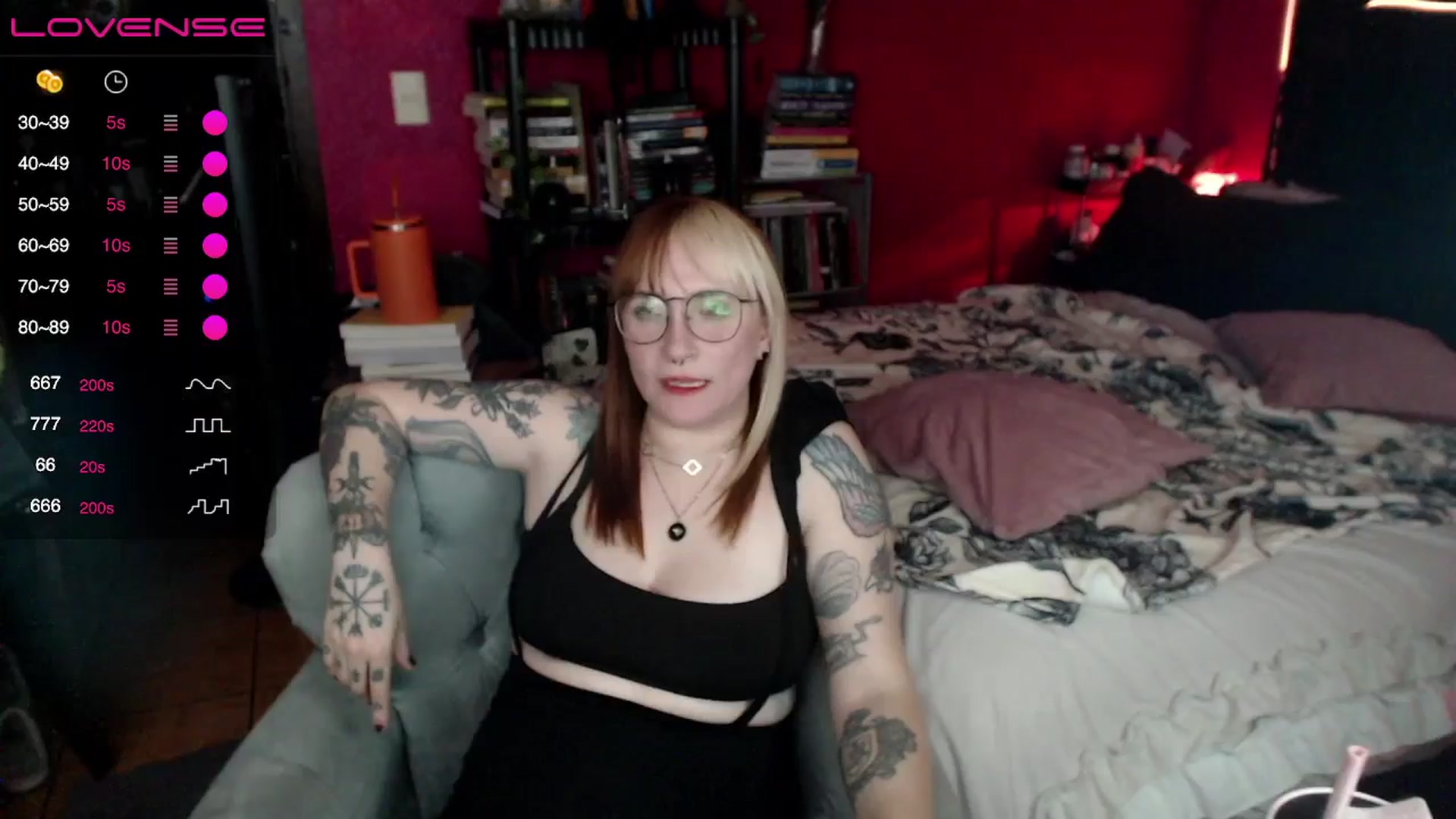 Gallery image thumbnail from AxeHallow's myfreecams stream on, 05/04/2024, 08:54 image 20 of 20