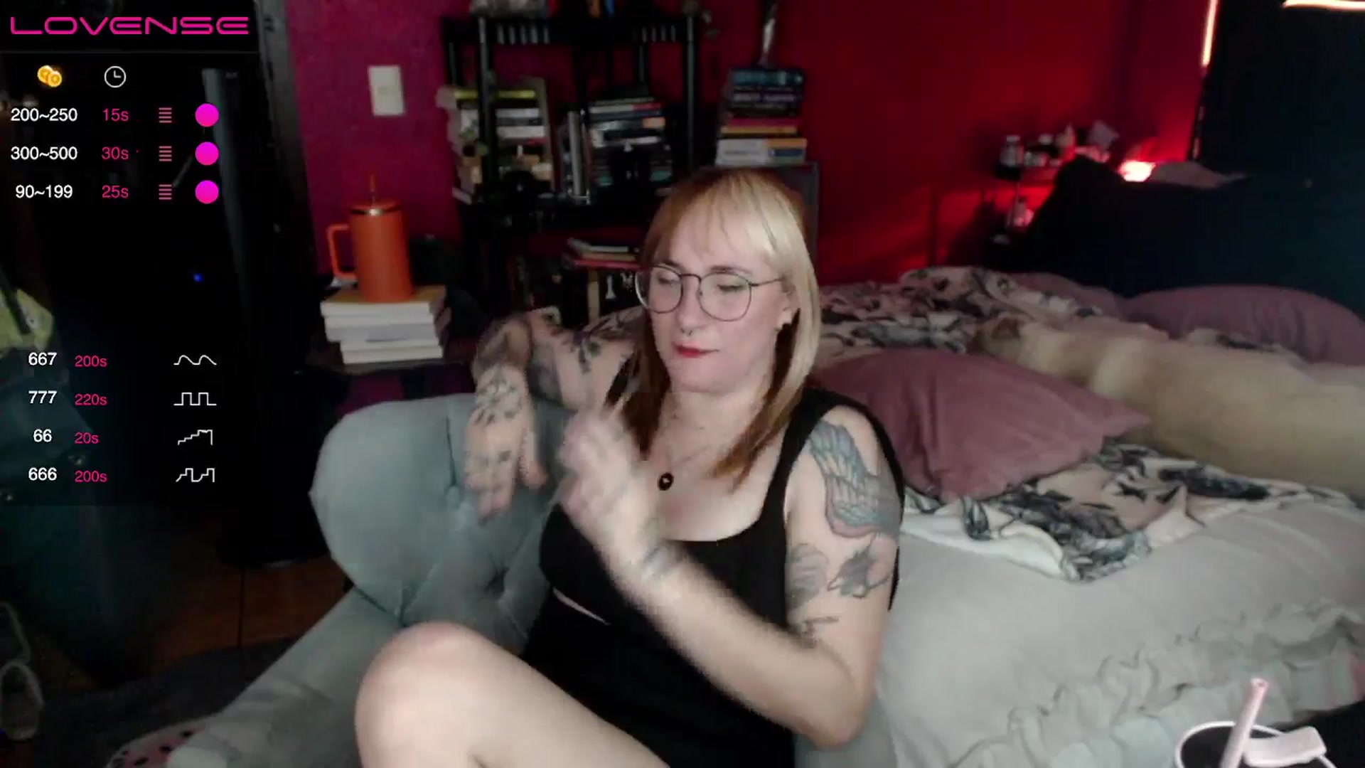 Gallery image thumbnail from AxeHallow's myfreecams stream on, 05/04/2024, 11:59 image 6 of 20