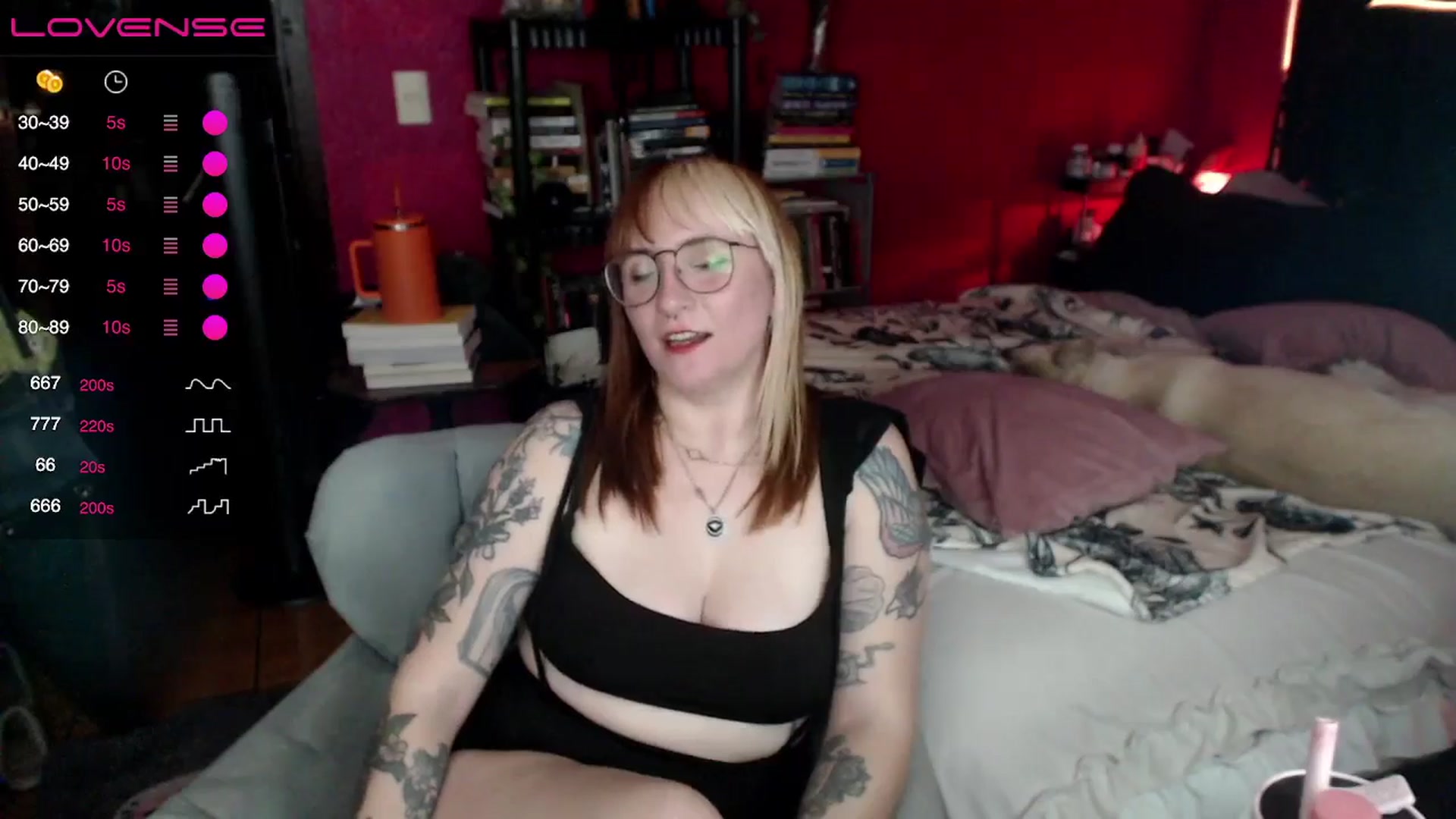 Gallery image thumbnail from AxeHallow's myfreecams stream on, 05/04/2024, 11:59 image 7 of 20