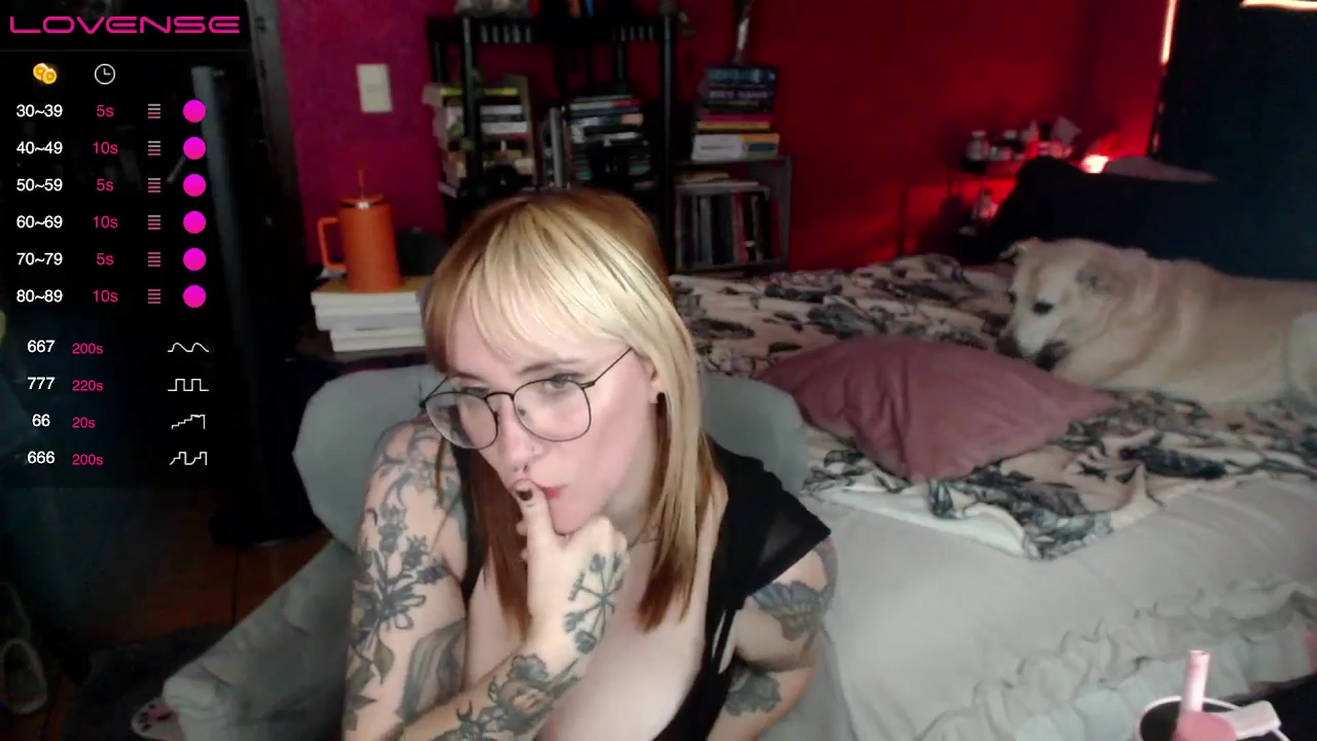 Gallery image thumbnail from AxeHallow's myfreecams stream on, 05/04/2024, 11:59 image 14 of 20