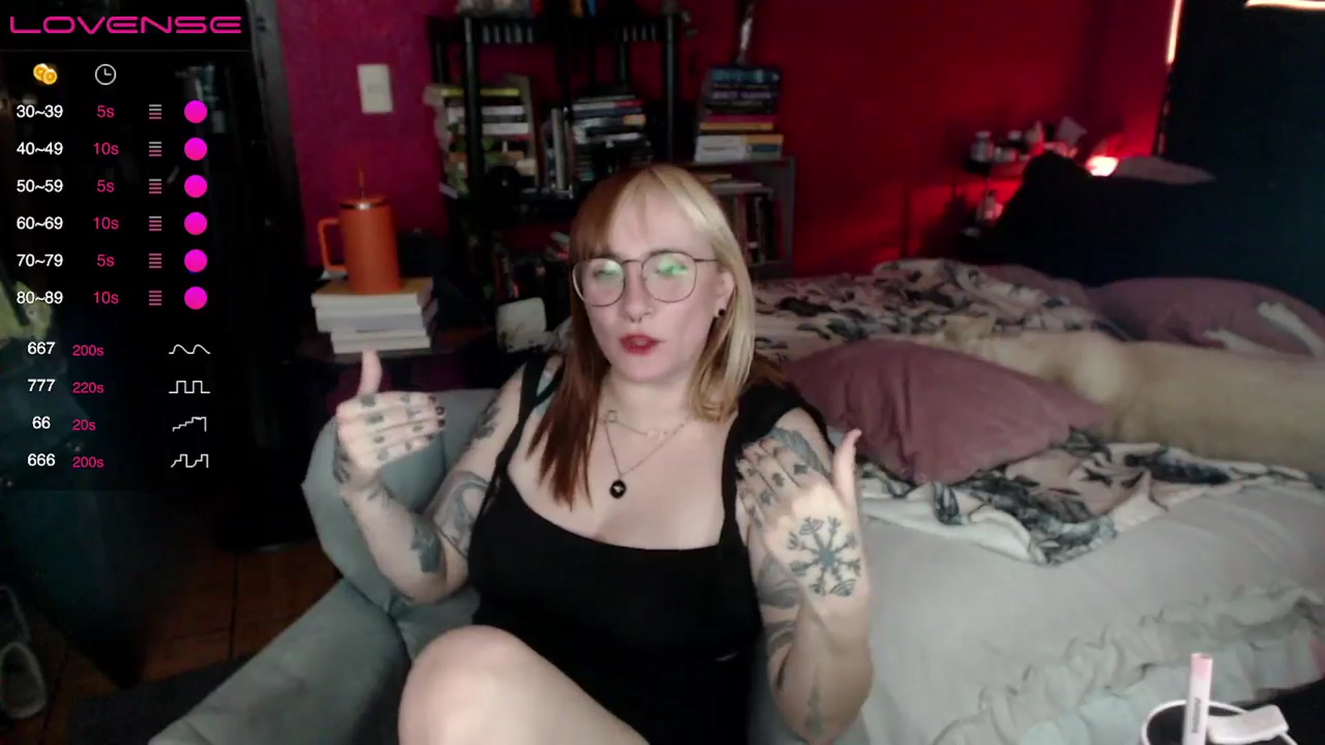 Gallery image thumbnail from AxeHallow's myfreecams stream on, 05/04/2024, 11:59 image 4 of 20