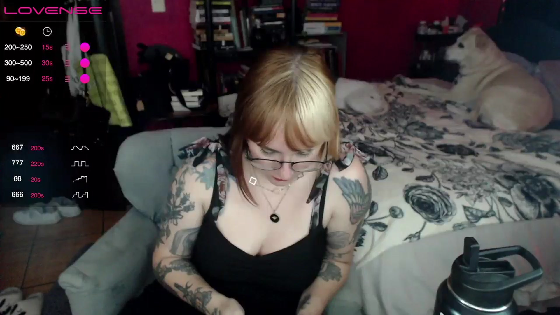 Gallery image thumbnail from AxeHallow's myfreecams stream on, 05/07/2024, 01:50 image 2 of 20