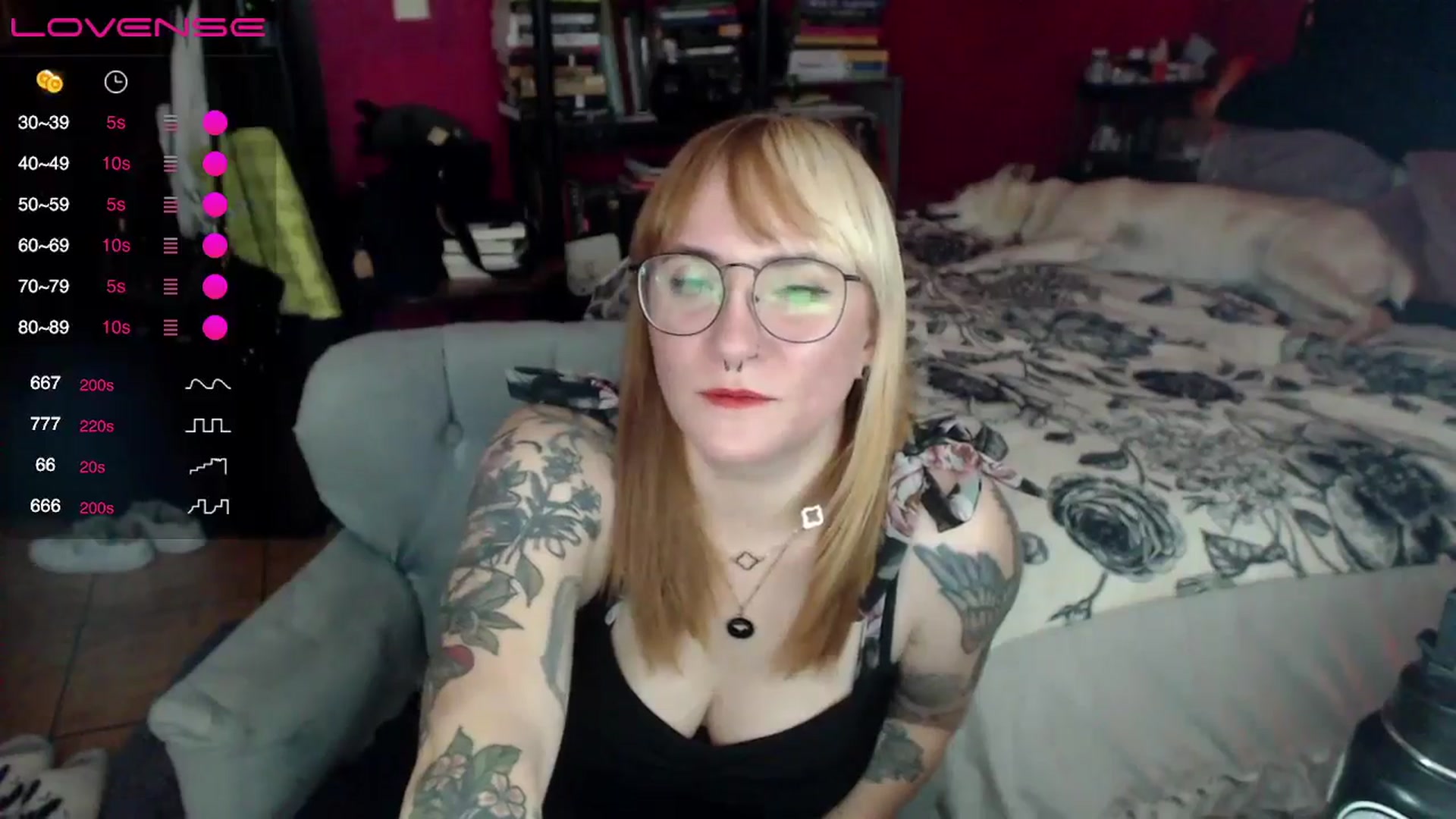 Gallery image thumbnail from AxeHallow's myfreecams stream on, 05/07/2024, 01:50 image 5 of 20