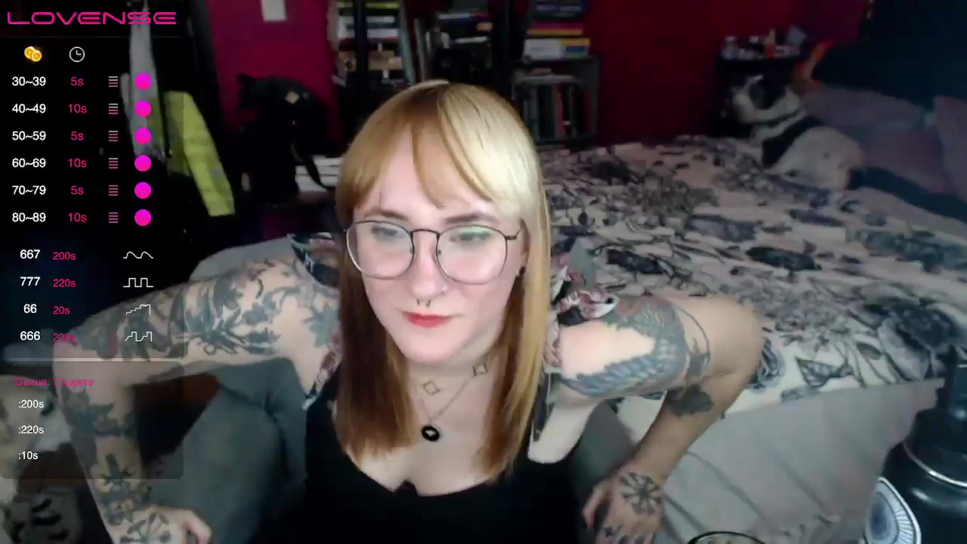 Gallery image thumbnail from AxeHallow's myfreecams stream on, 05/07/2024, 01:50 image 15 of 20