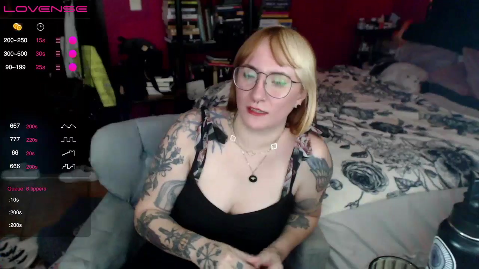 Gallery image thumbnail from AxeHallow's myfreecams stream on, 05/07/2024, 01:50 image 17 of 20