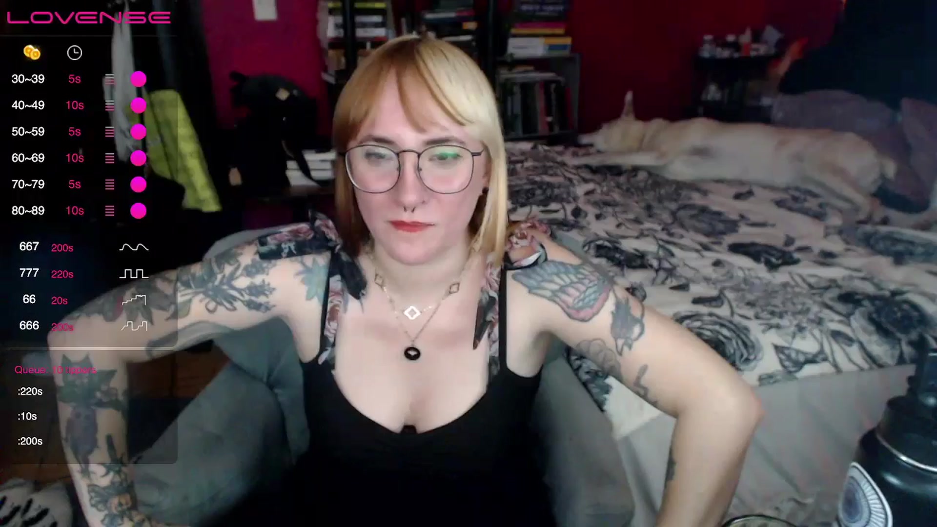 Gallery image thumbnail from AxeHallow's myfreecams stream on, 05/07/2024, 01:50 image 12 of 20