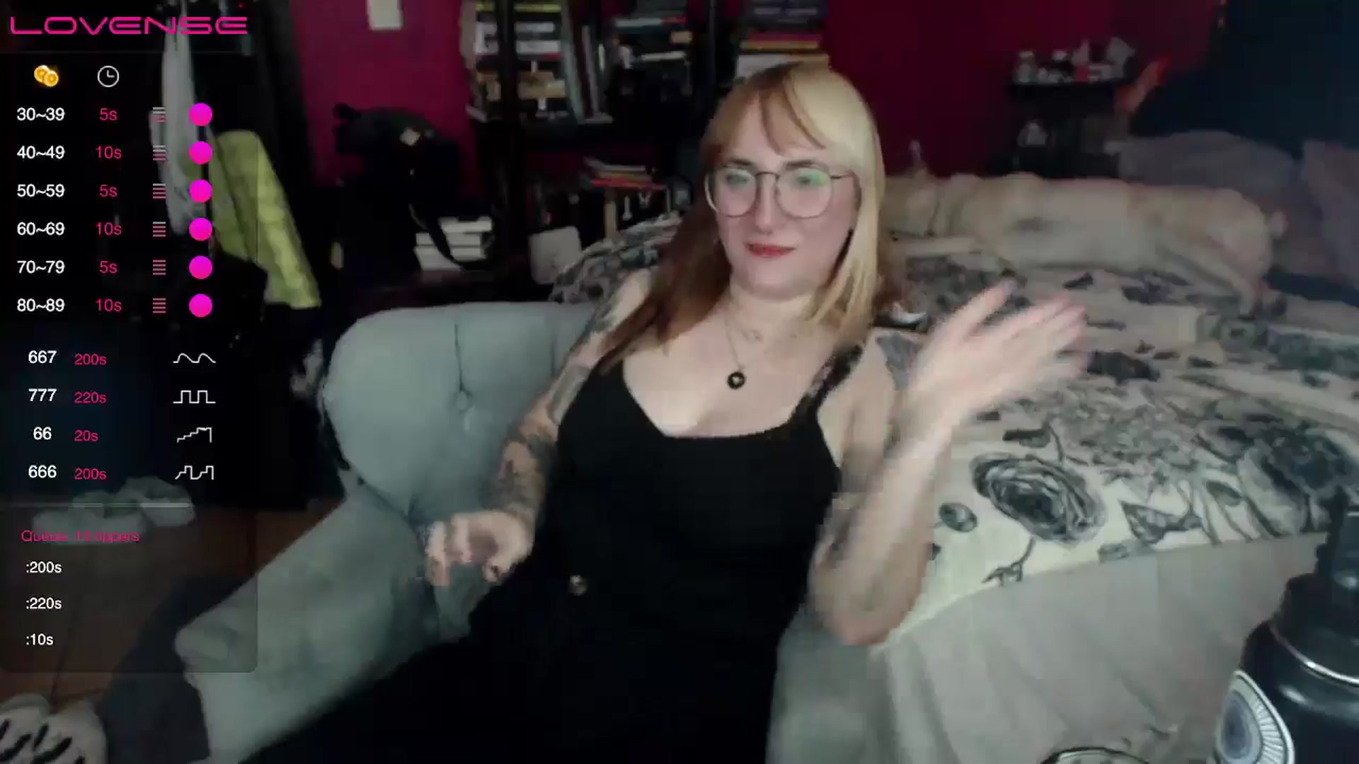 Gallery image thumbnail from AxeHallow's myfreecams stream on, 05/07/2024, 01:50 image 11 of 20