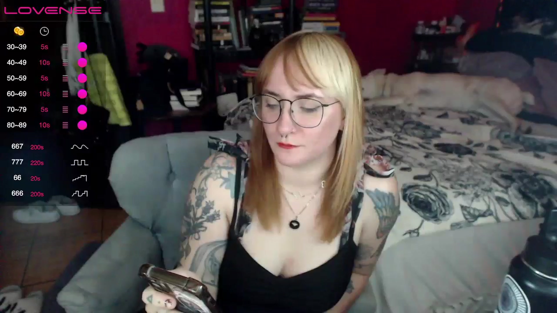 Gallery image thumbnail from AxeHallow's myfreecams stream on, 05/07/2024, 01:50 image 10 of 20