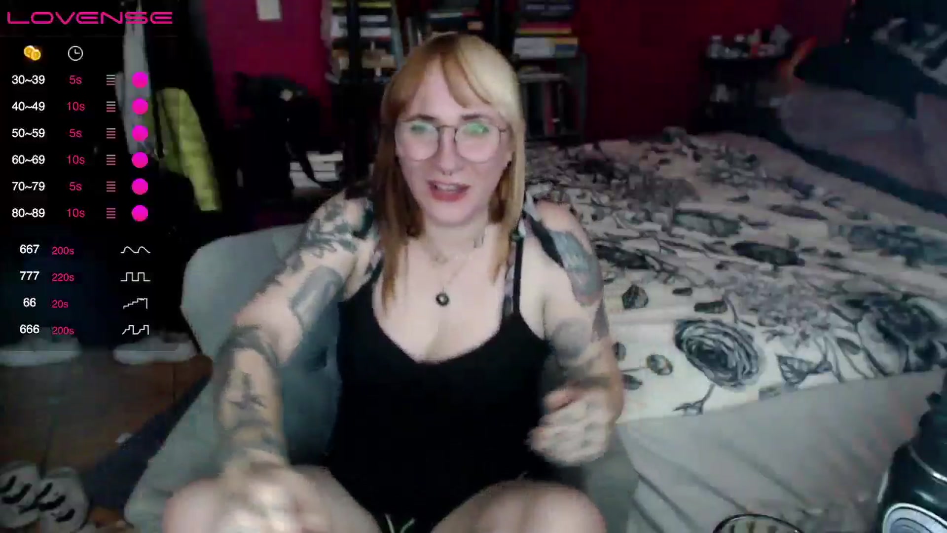 Gallery image thumbnail from AxeHallow's myfreecams stream on, 05/07/2024, 02:52 image 10 of 20