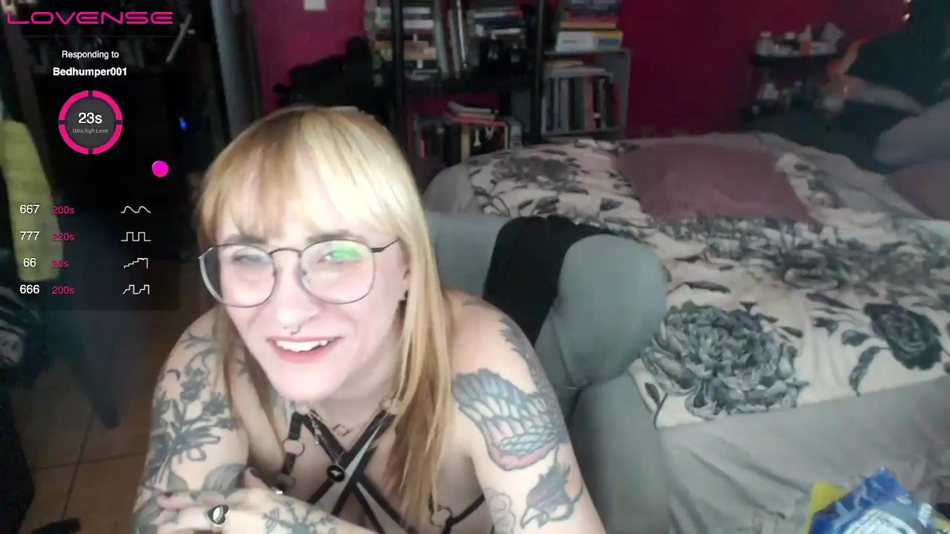 Gallery image thumbnail from AxeHallow's myfreecams stream on, 05/10/2024, 10:06 image 4 of 20