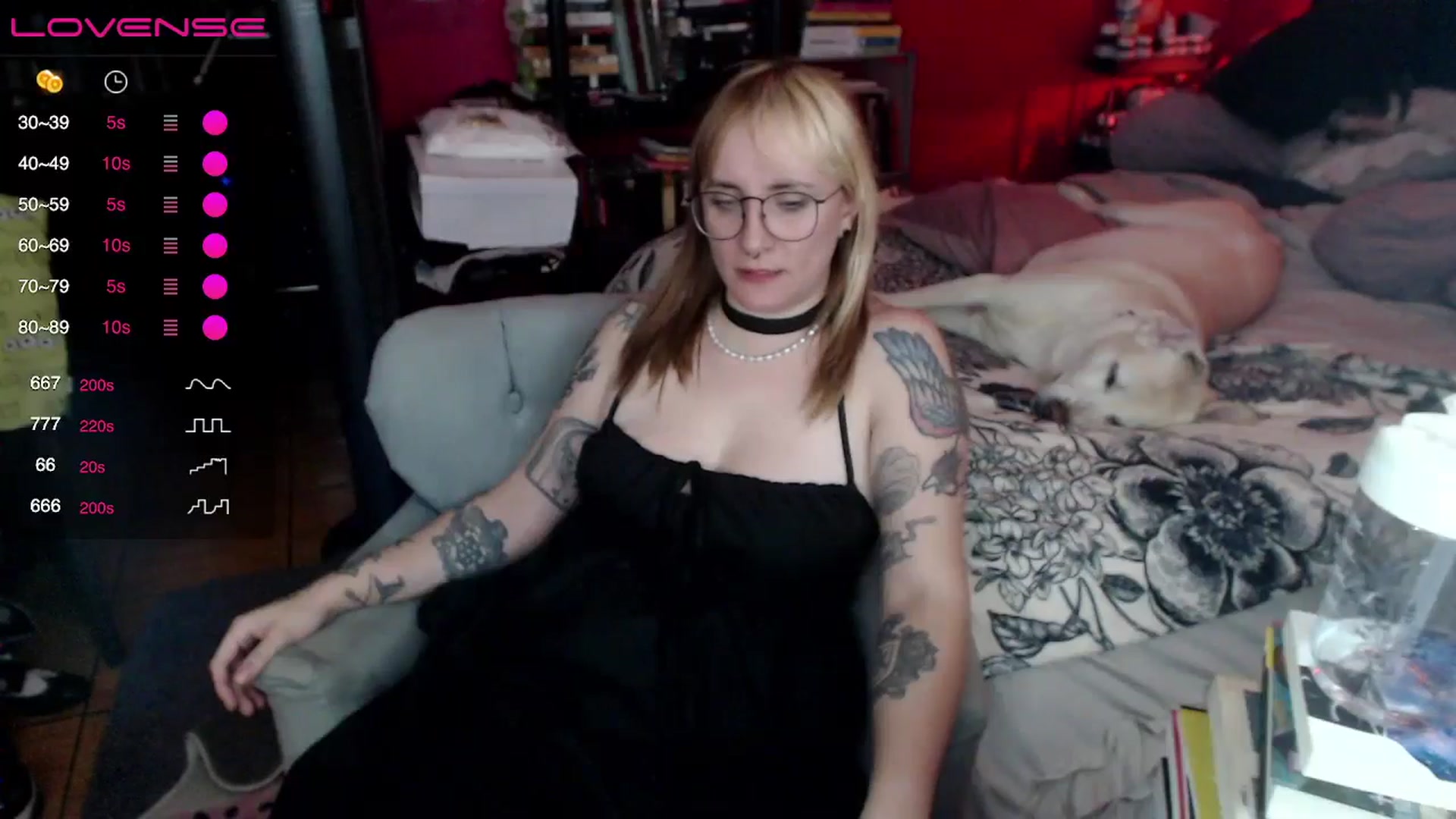Gallery image thumbnail from AxeHallow's myfreecams stream on, 05/17/2024, 11:55 image 20 of 20