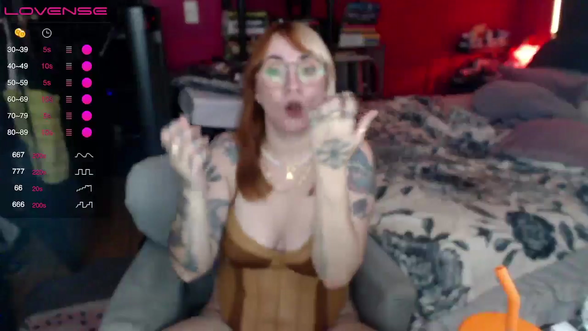 Gallery image thumbnail from AxeHallow's myfreecams stream on, 05/20/2024, 01:40 image 19 of 20