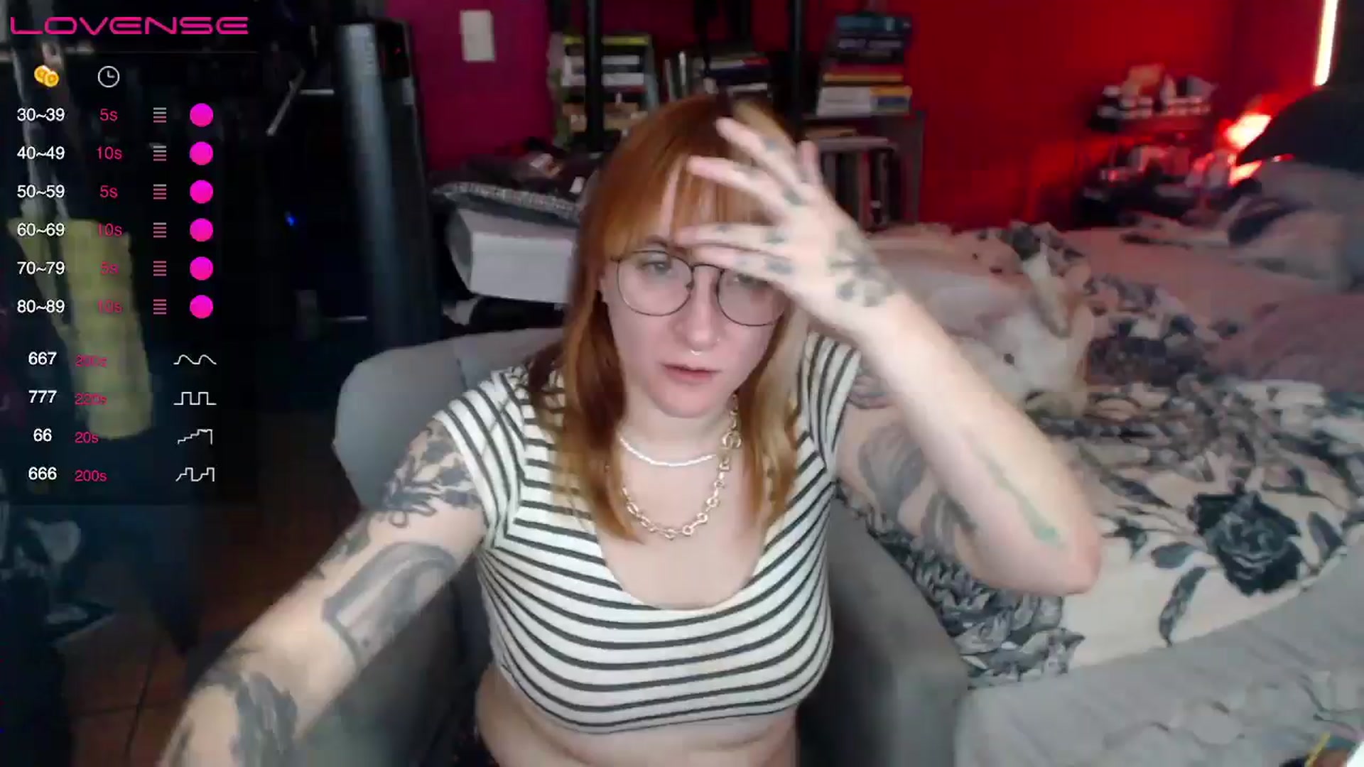 Gallery image thumbnail from AxeHallow's myfreecams stream on, 05/20/2024, 09:57 image 2 of 20