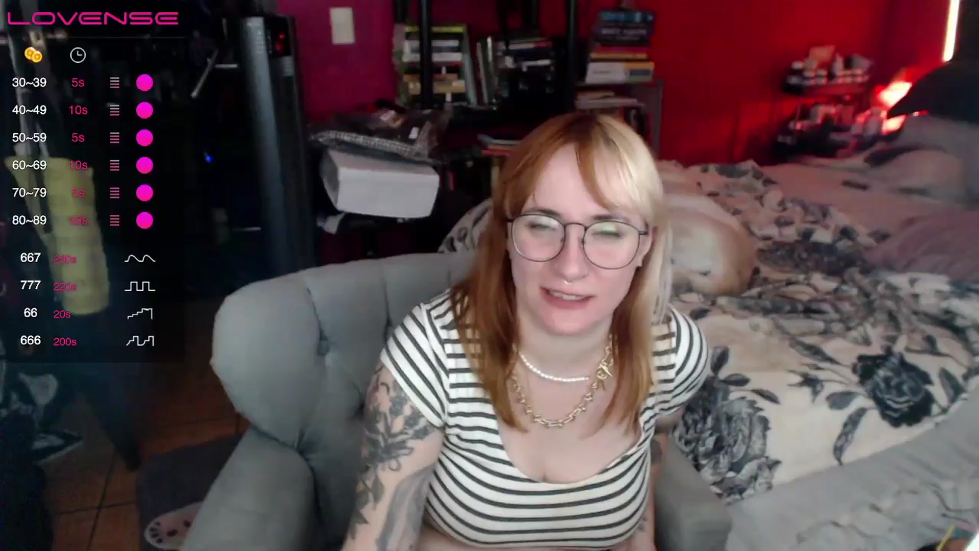 Gallery image thumbnail from AxeHallow's myfreecams stream on, 05/20/2024, 09:57 image 20 of 20