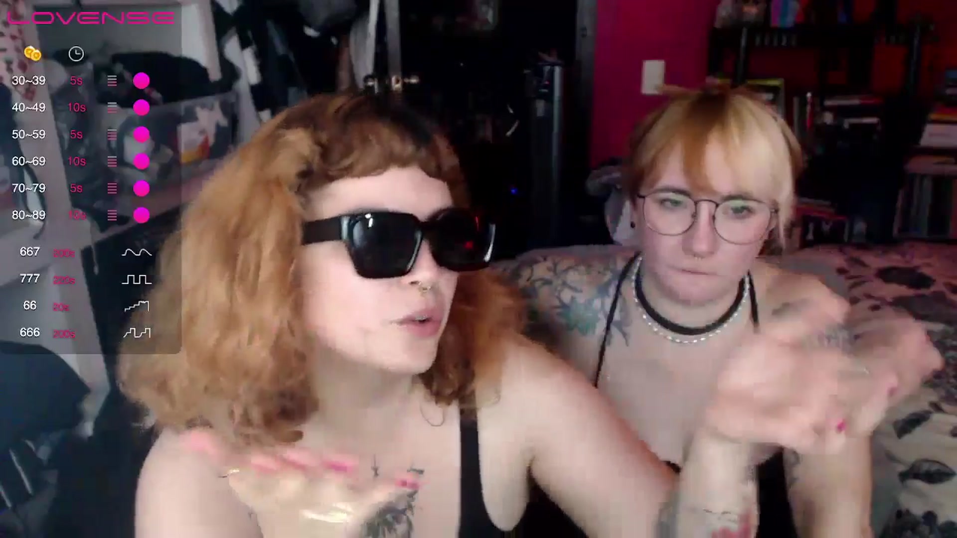 Gallery image thumbnail from AxeHallow's myfreecams stream on, 05/24/2024, 05:01 image 11 of 20