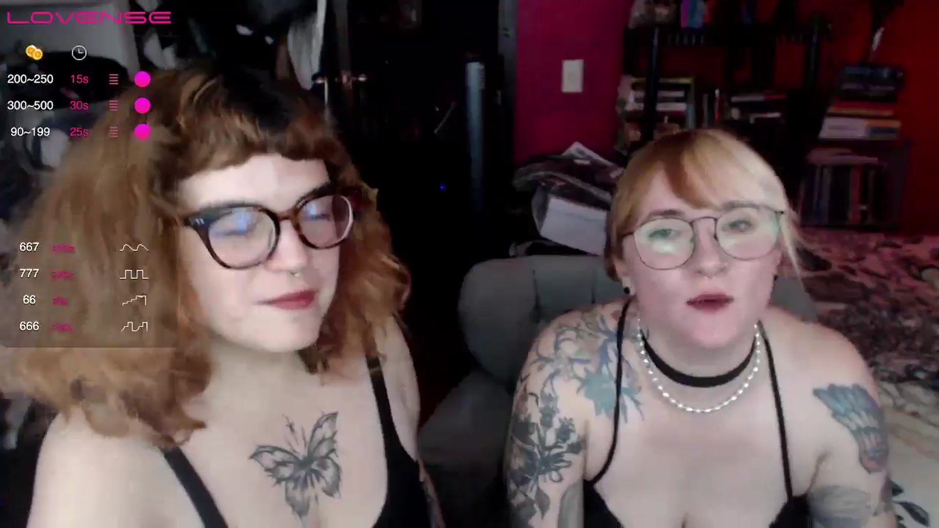 Gallery image thumbnail from AxeHallow's myfreecams stream on, 05/24/2024, 05:01 image 16 of 20
