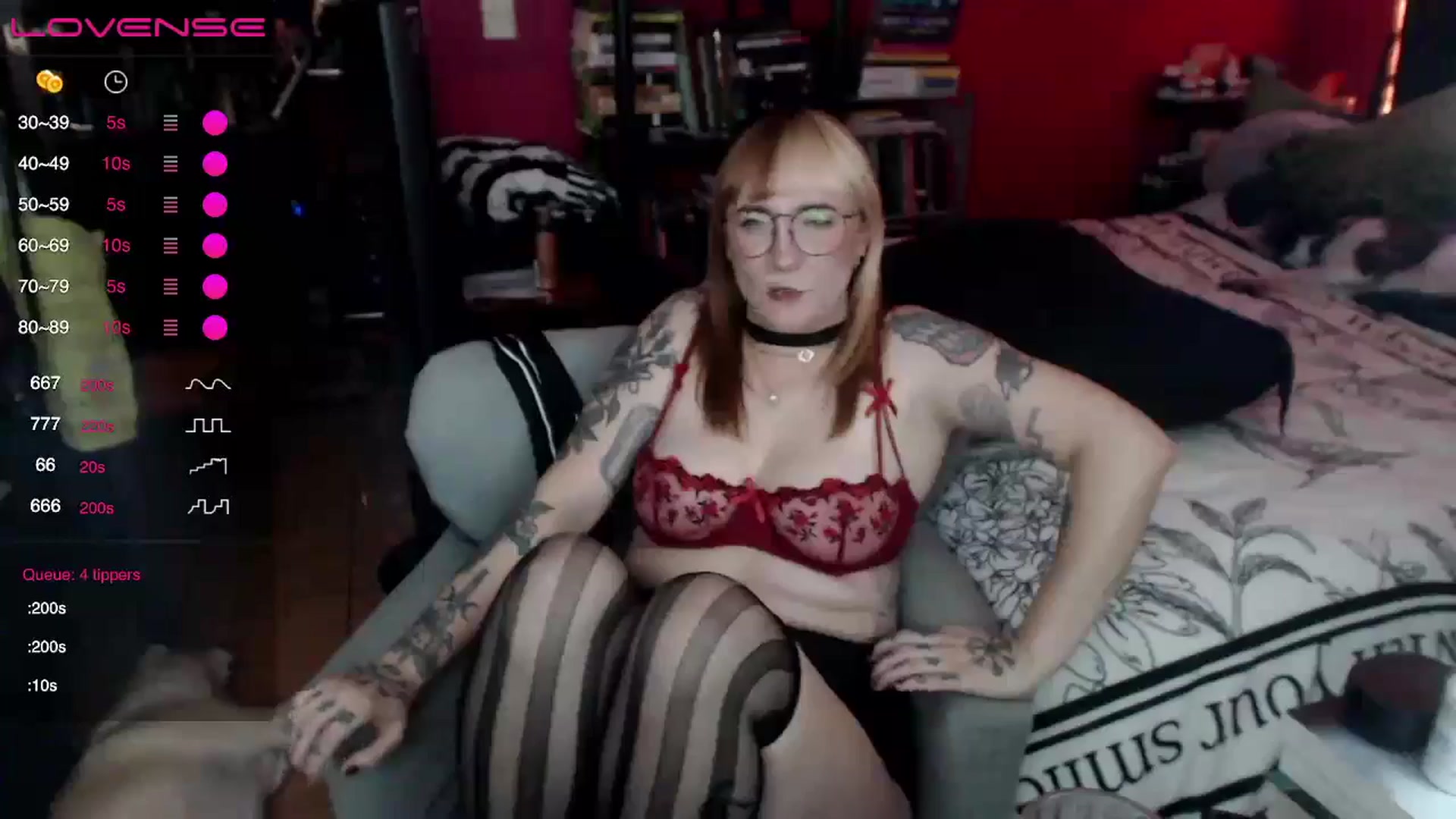Gallery image thumbnail from AxeHallow's myfreecams stream on, 05/28/2024, 24:11 image 17 of 20