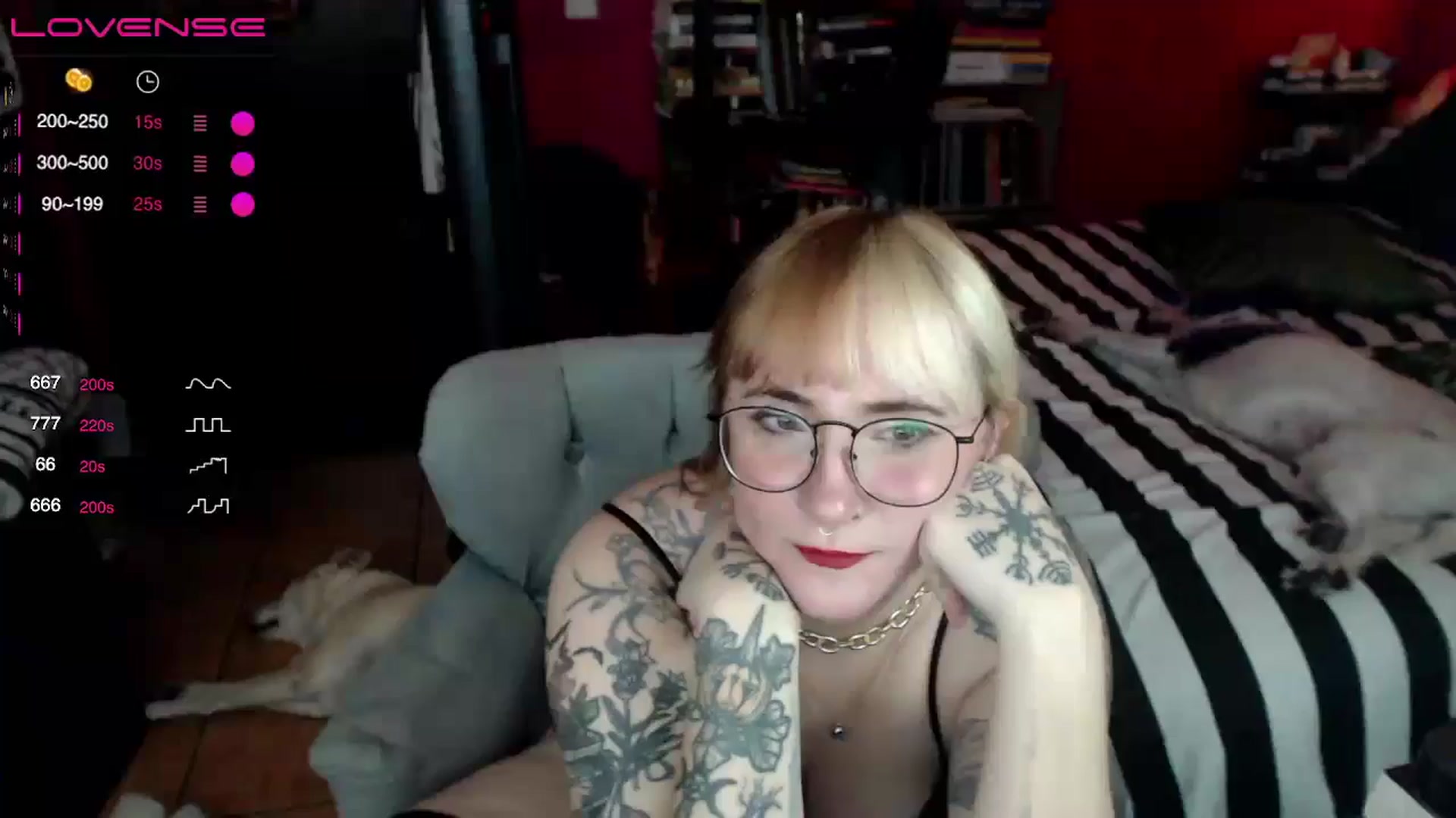 Gallery image thumbnail from AxeHallow's myfreecams stream on, 05/30/2024, 02:28 image 10 of 20