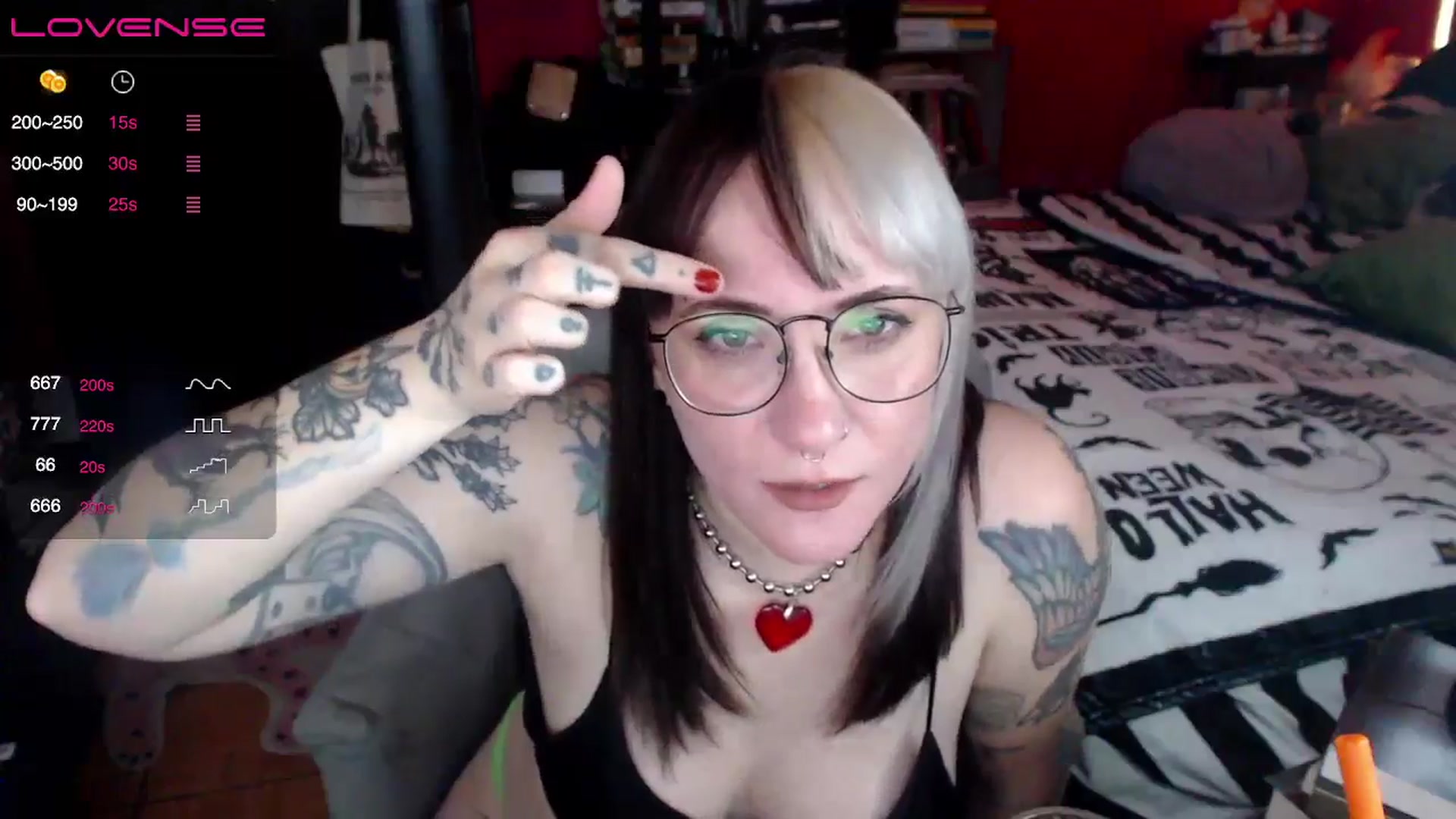 Gallery image thumbnail from AxeHallow's myfreecams stream on, 06/07/2024, 03:07 image 20 of 20