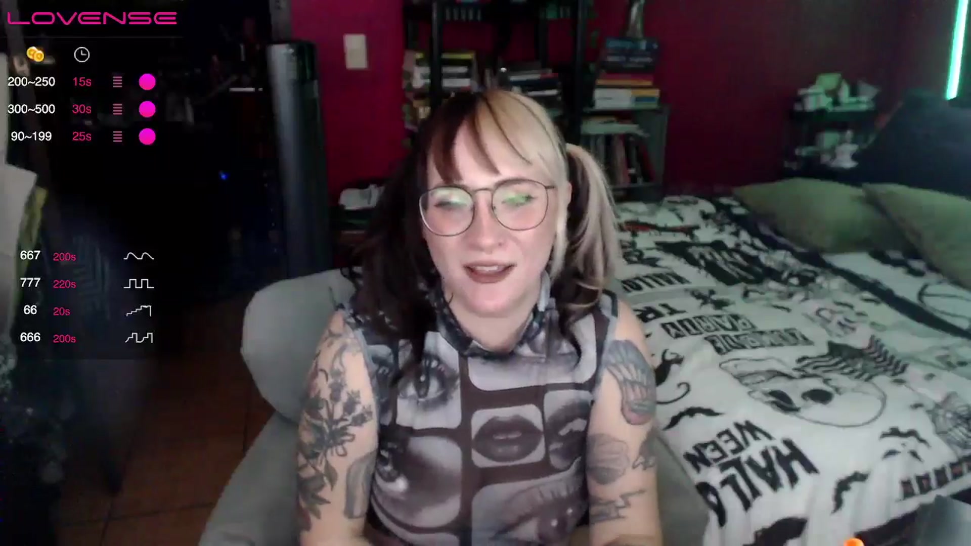 Gallery image thumbnail from AxeHallow's myfreecams stream on, 06/09/2024, 24:14 image 6 of 20