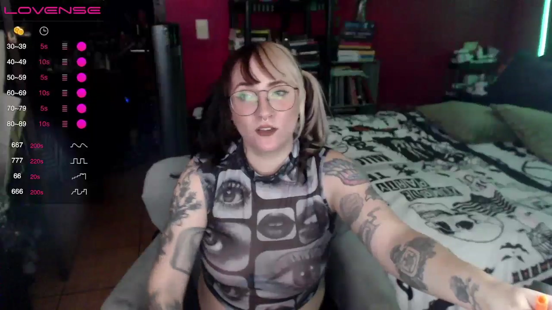Gallery image thumbnail from AxeHallow's myfreecams stream on, 06/09/2024, 24:14 image 8 of 20