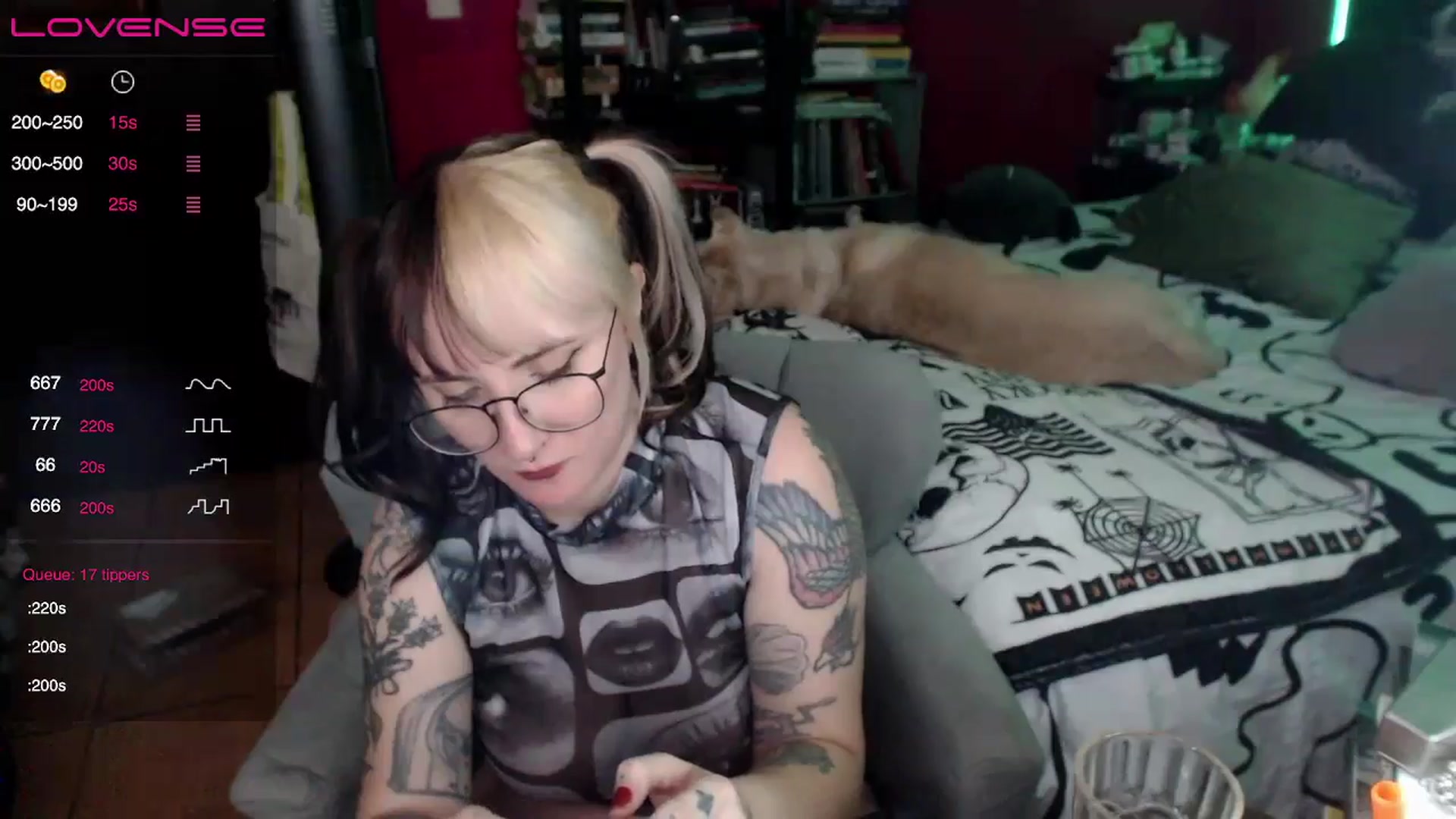 Gallery image thumbnail from AxeHallow's myfreecams stream on, 06/09/2024, 04:54 image 18 of 20