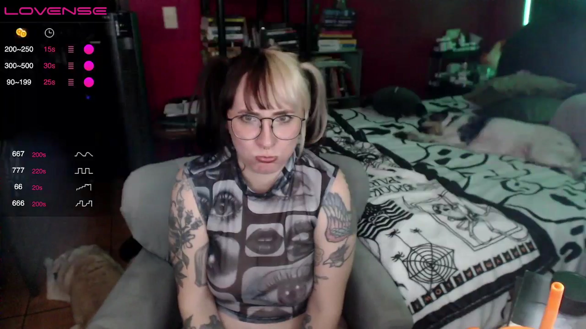 Gallery image thumbnail from AxeHallow's myfreecams stream on, 06/09/2024, 04:54 image 4 of 20