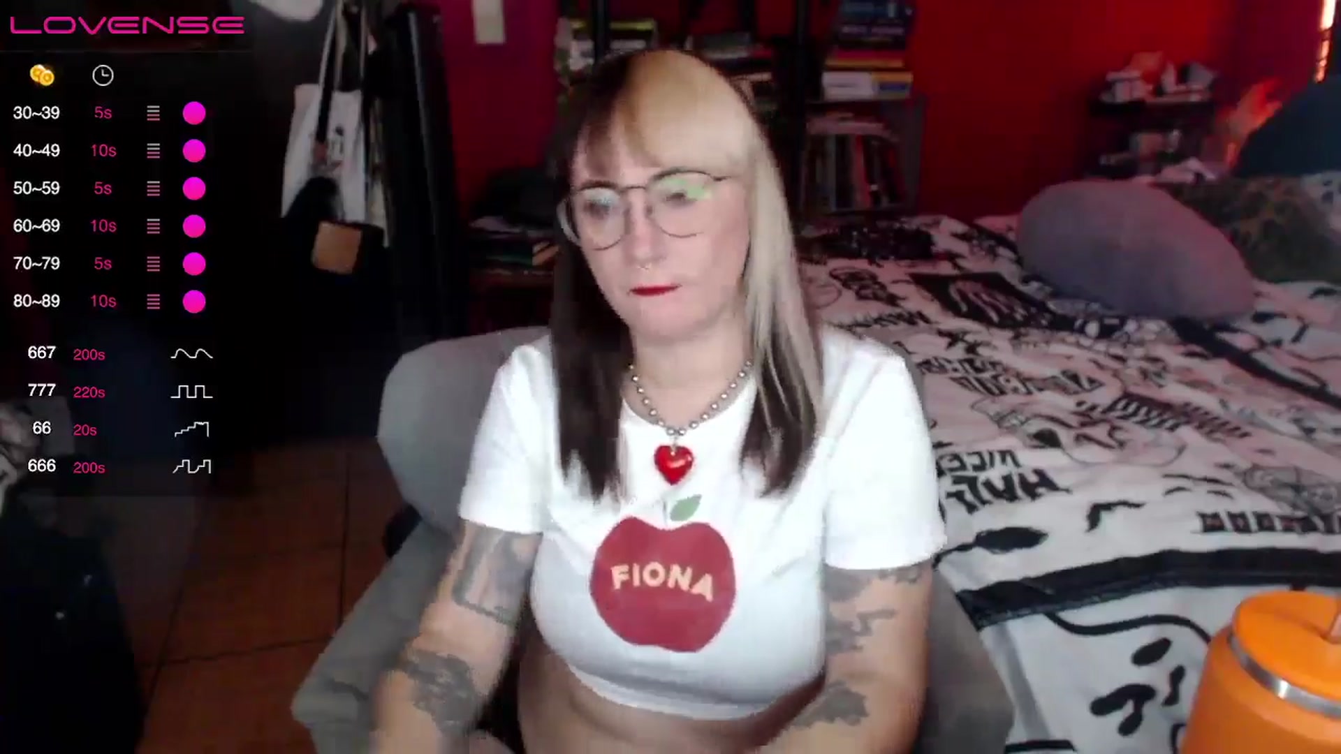 Gallery image thumbnail from AxeHallow's myfreecams stream on, 06/12/2024, 24:01 image 11 of 20