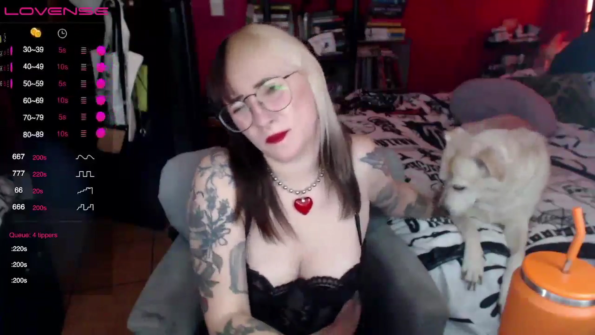 Gallery image thumbnail from AxeHallow's myfreecams stream on, 06/12/2024, 01:30 image 2 of 20