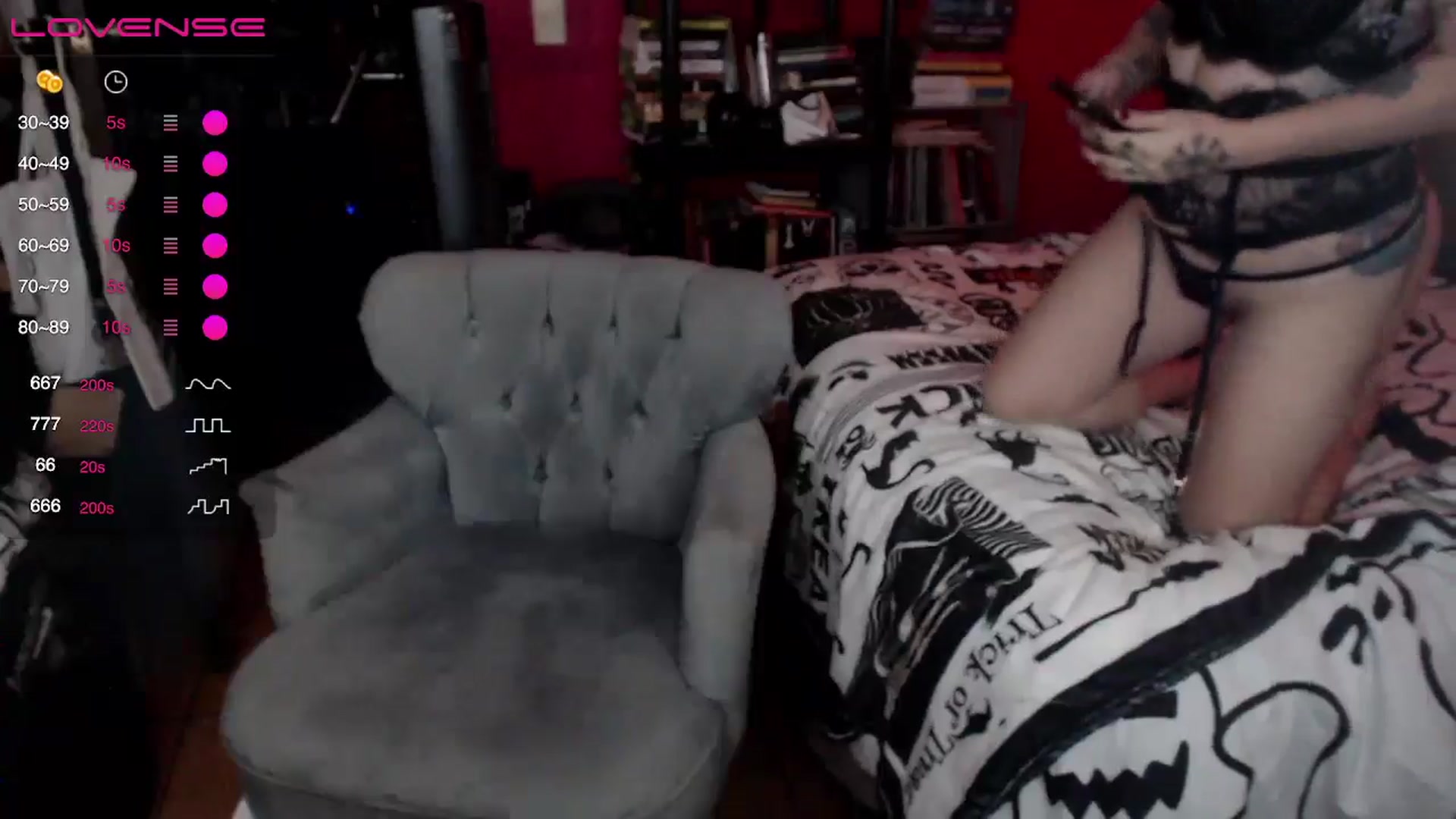 Gallery image thumbnail from AxeHallow's myfreecams stream on, 06/14/2024, 24:00 image 20 of 20