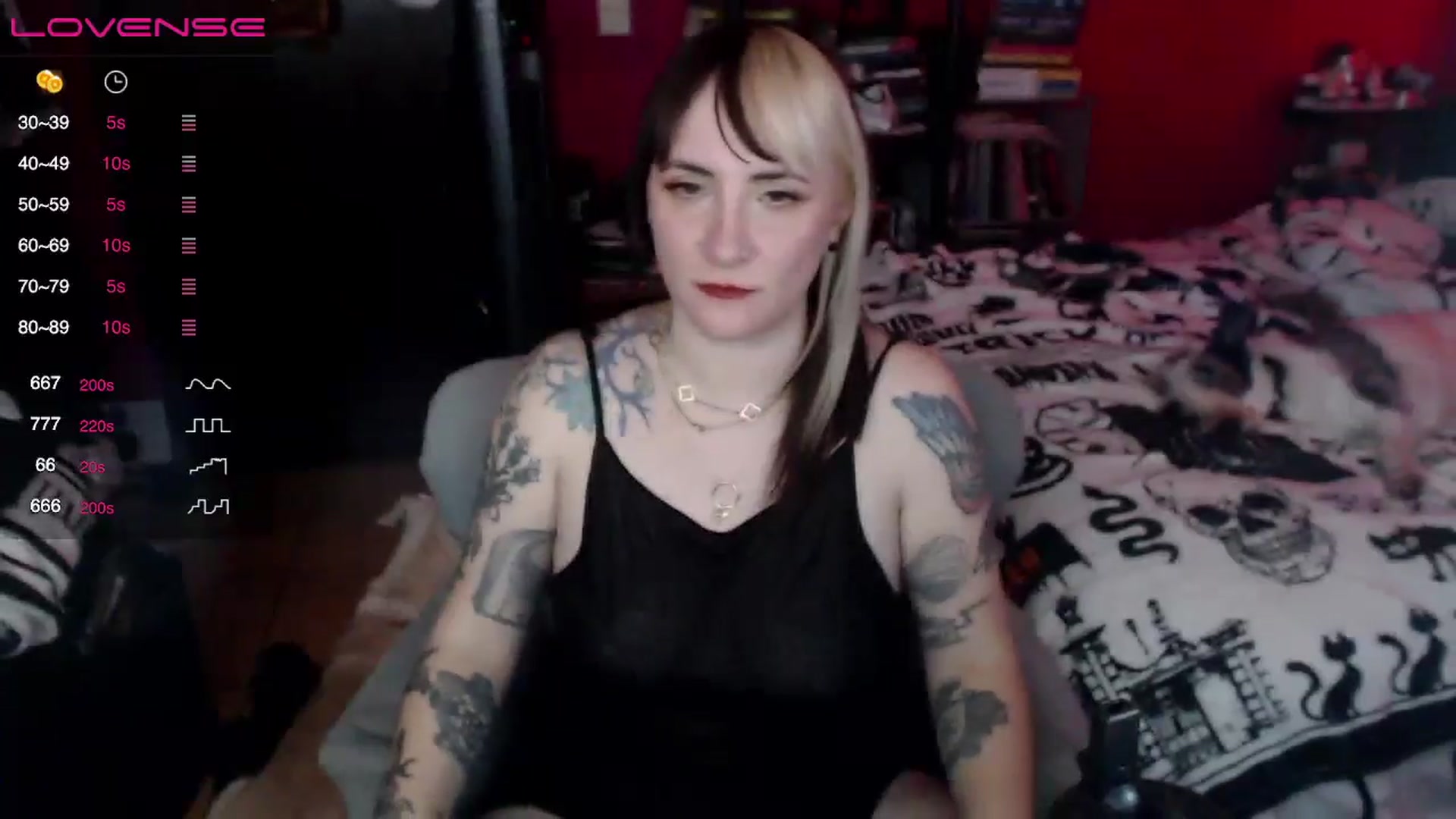Gallery image thumbnail from AxeHallow's myfreecams stream on, 06/19/2024, 01:50 image 20 of 20