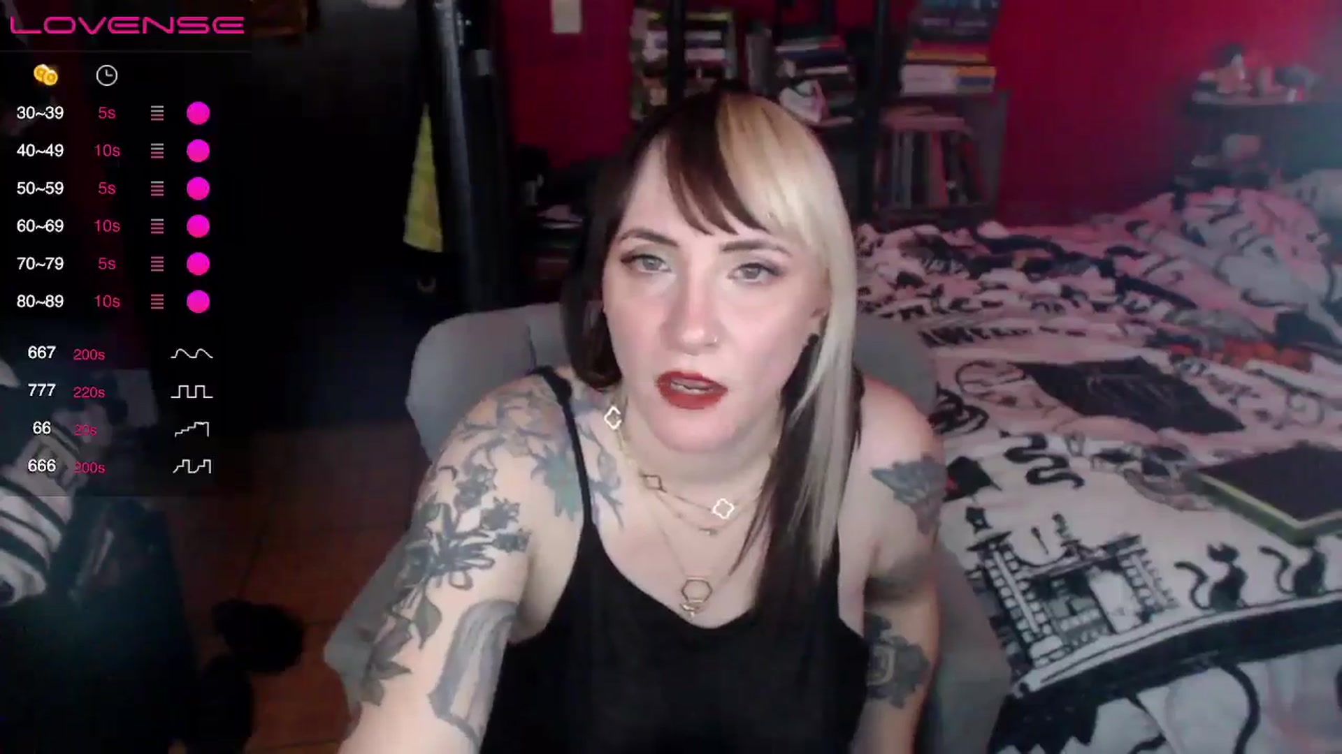 Gallery image thumbnail from AxeHallow's myfreecams stream on, 06/19/2024, 01:50 image 14 of 20
