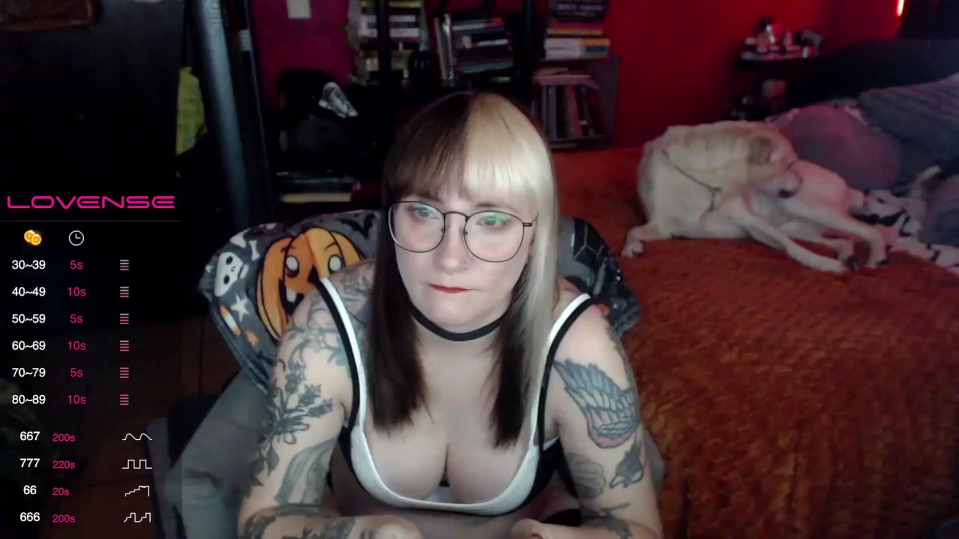 Gallery image thumbnail from AxeHallow's myfreecams stream on, 06/27/2024, 23:24 image 14 of 20